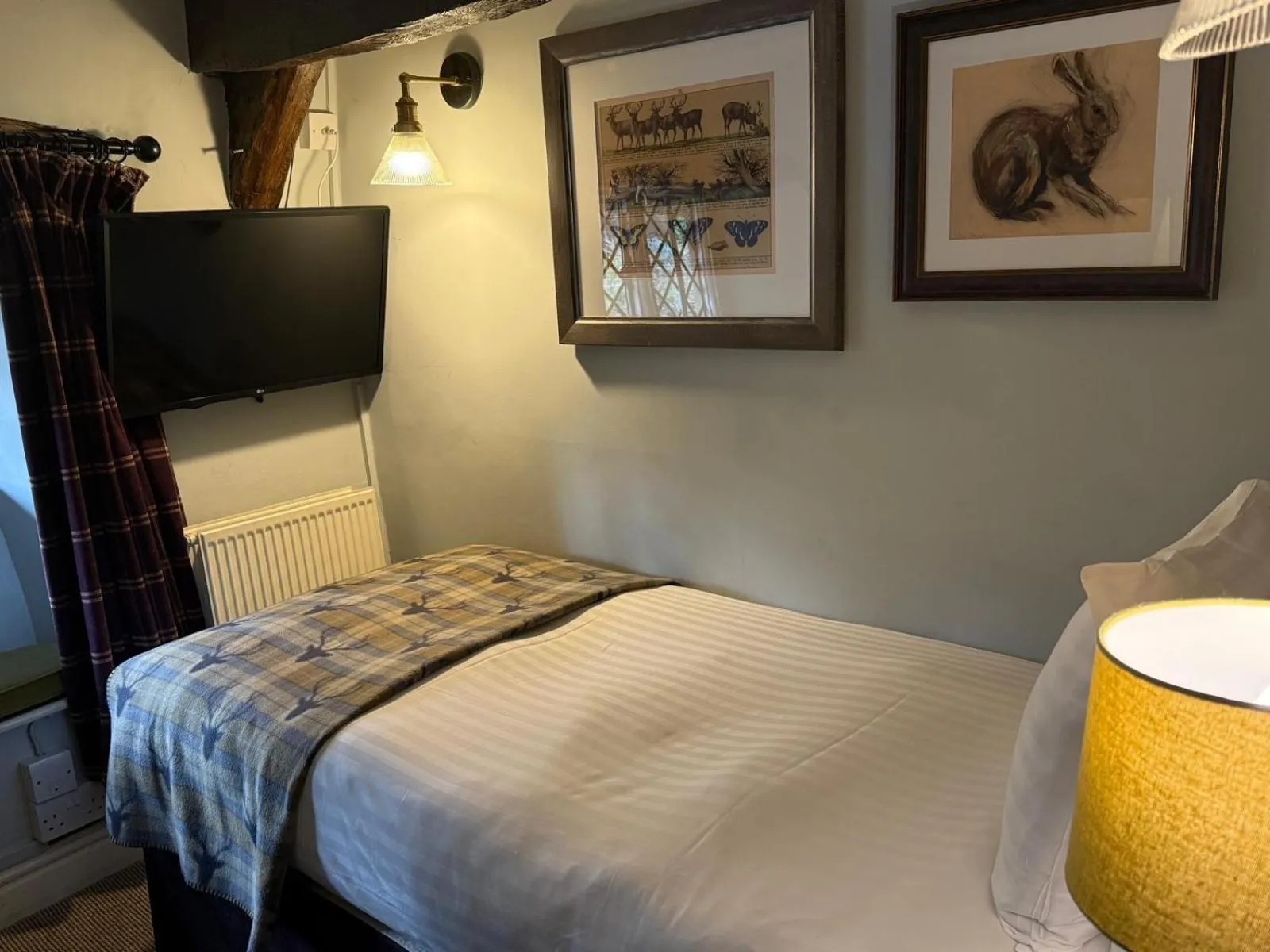 Bed in The Falkland Arms