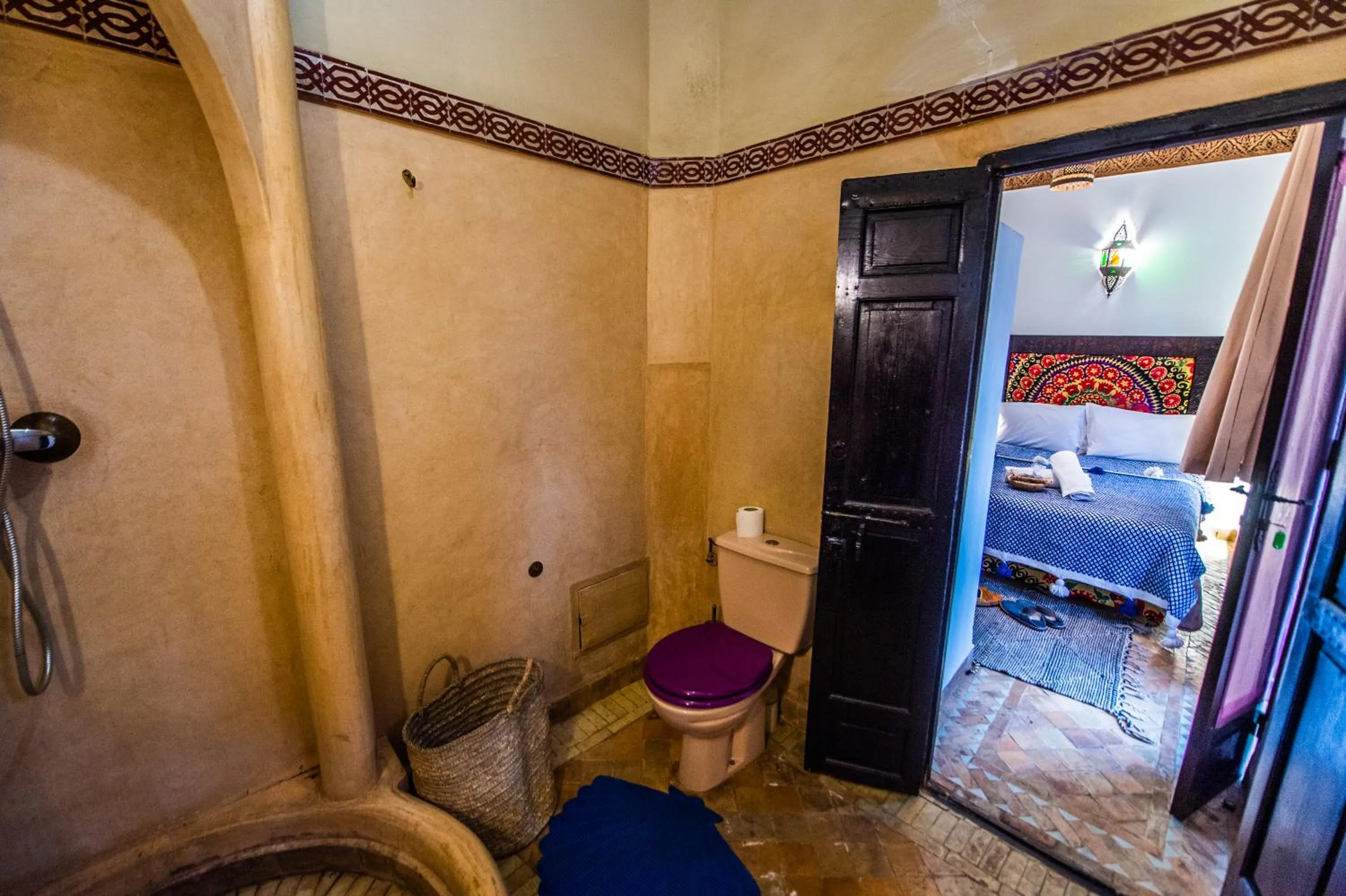 Toilet, Bed in Riad Khabia & Spa