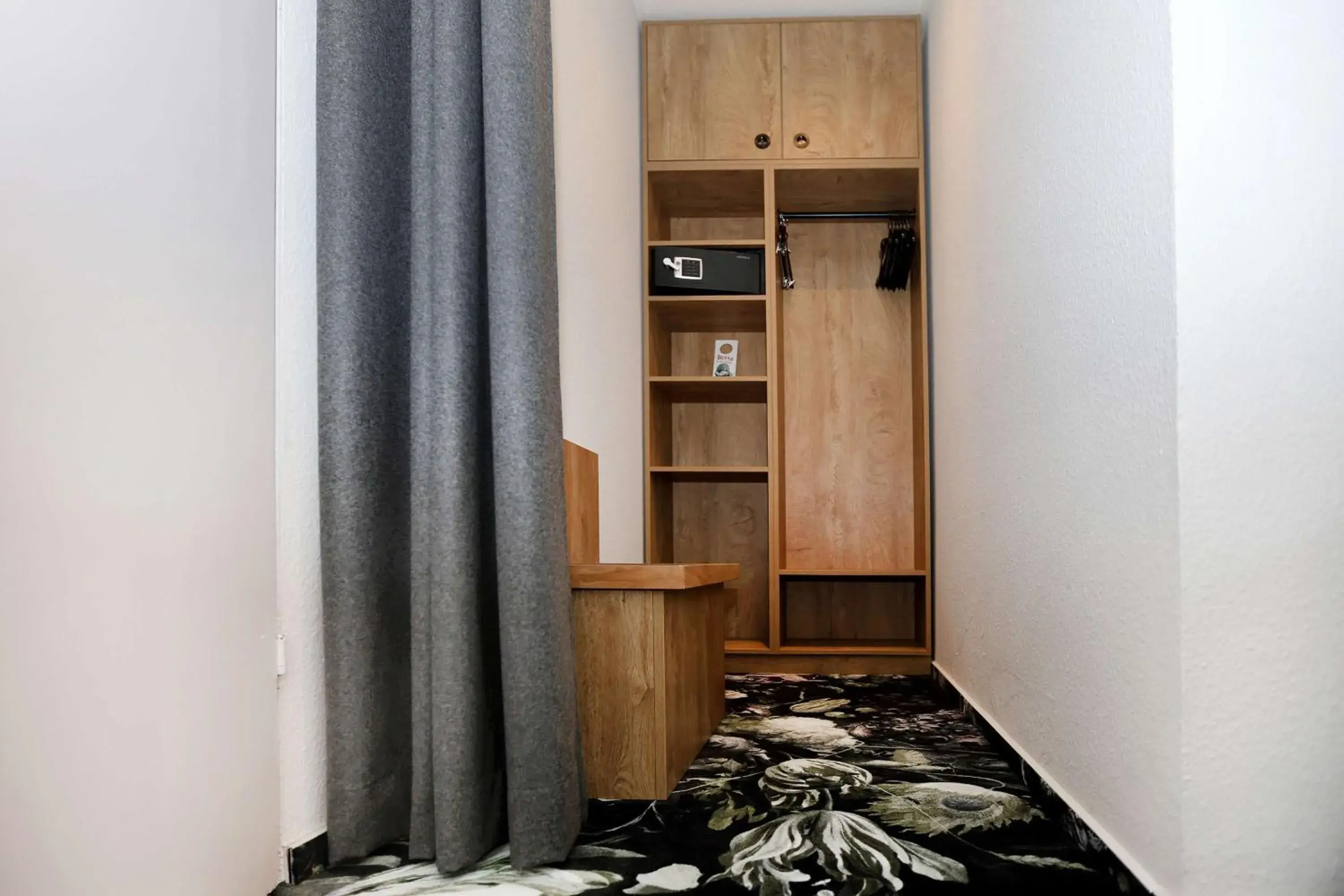 Bedroom in Best Western Hotel Windorf Bedroom in Best Western Hotel Windorf