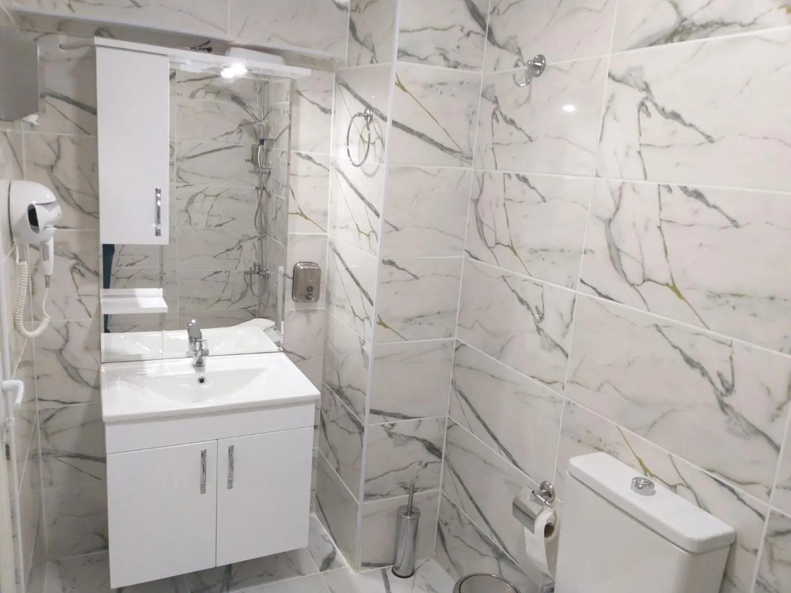 Bathroom in Zion Home Butik Otel