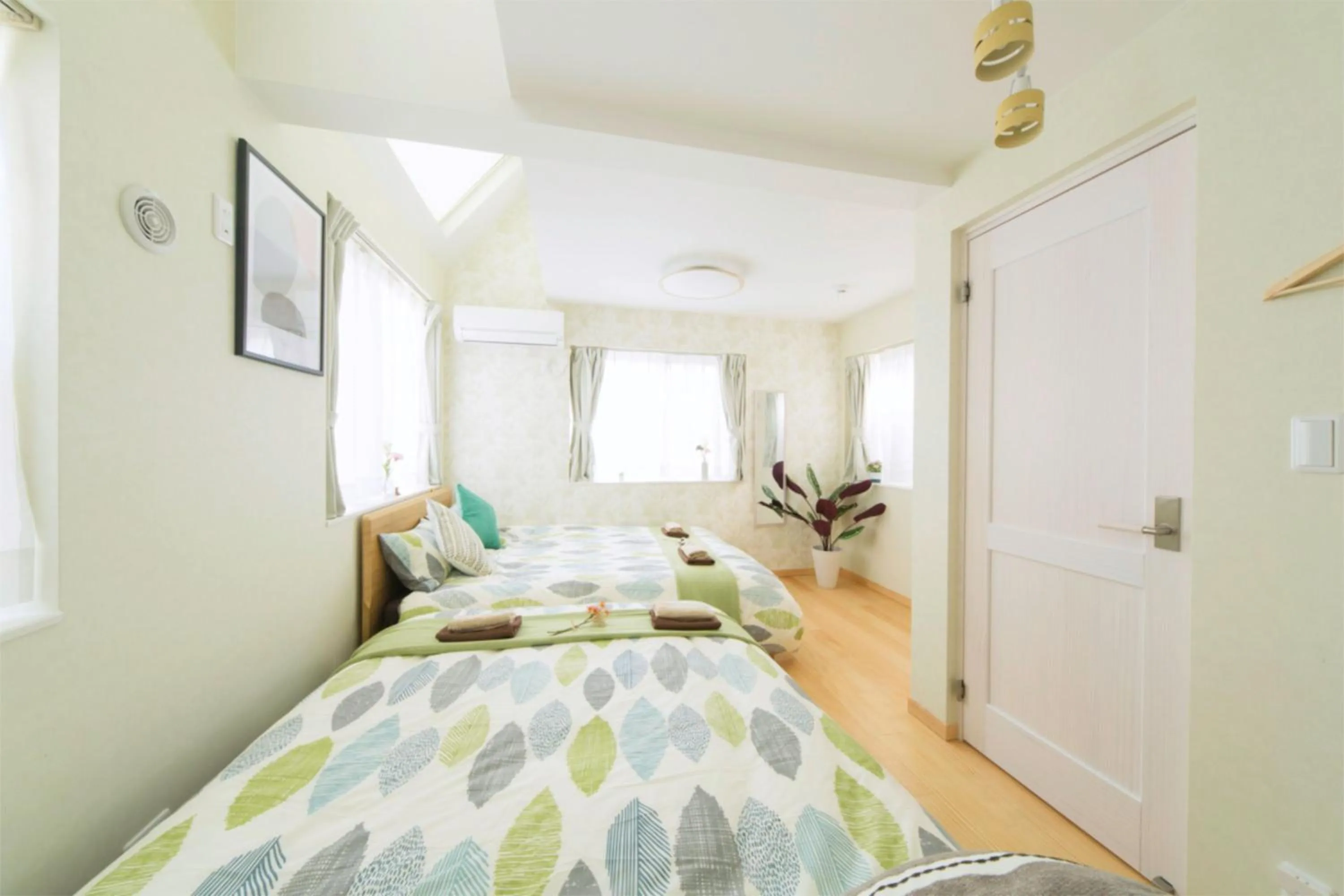 Bed in nestay villa tokyo otsuka