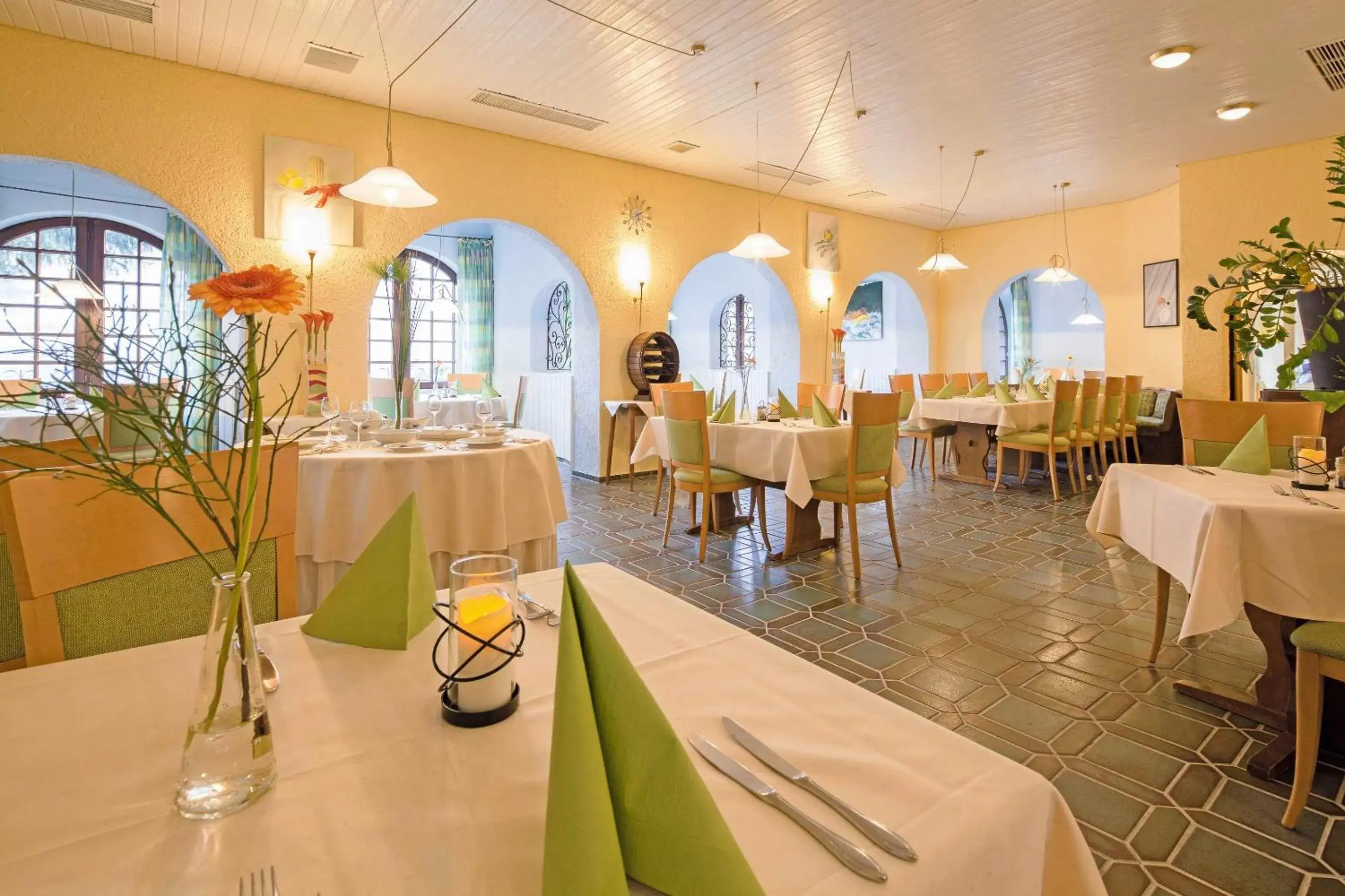 Restaurant/places to eat in Best Western Plus Schwarzwald Residenz Restaurant/places to eat in Best Western Plus Schwarzwald Residenz