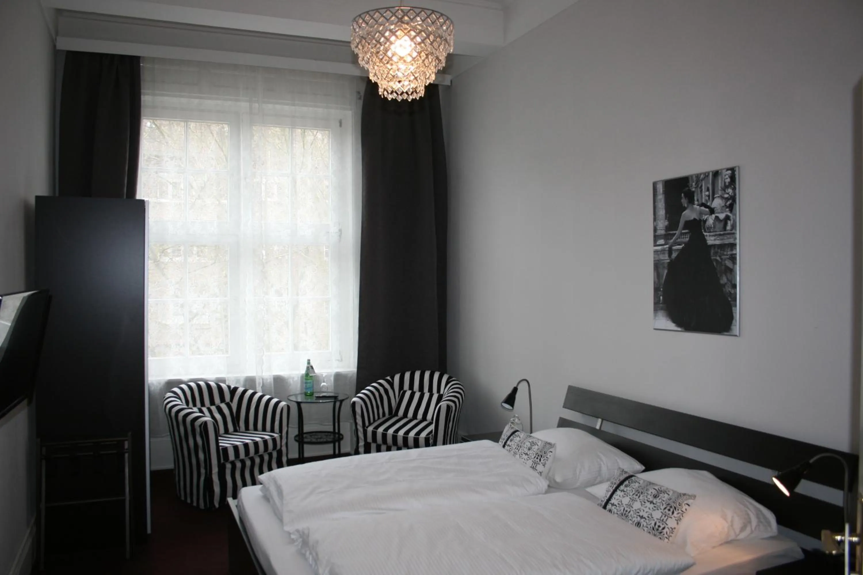 Day, Bed in Hotel Fresena im Dammtorpalais