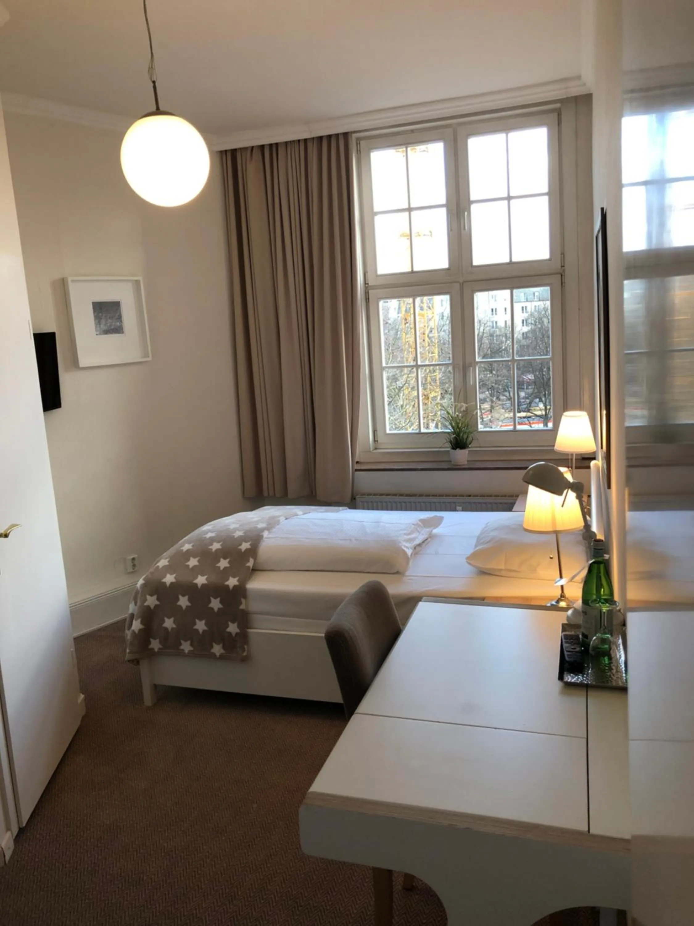 Bed in Hotel Fresena im Dammtorpalais