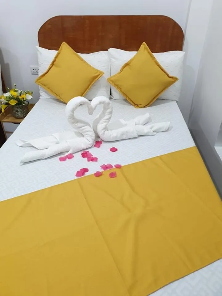 Bed in Camiguin KALIMBA DE LUNA INN