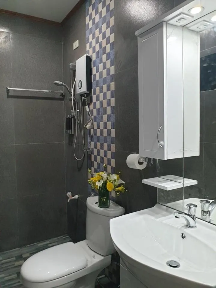 Bathroom in Camiguin KALIMBA DE LUNA INN