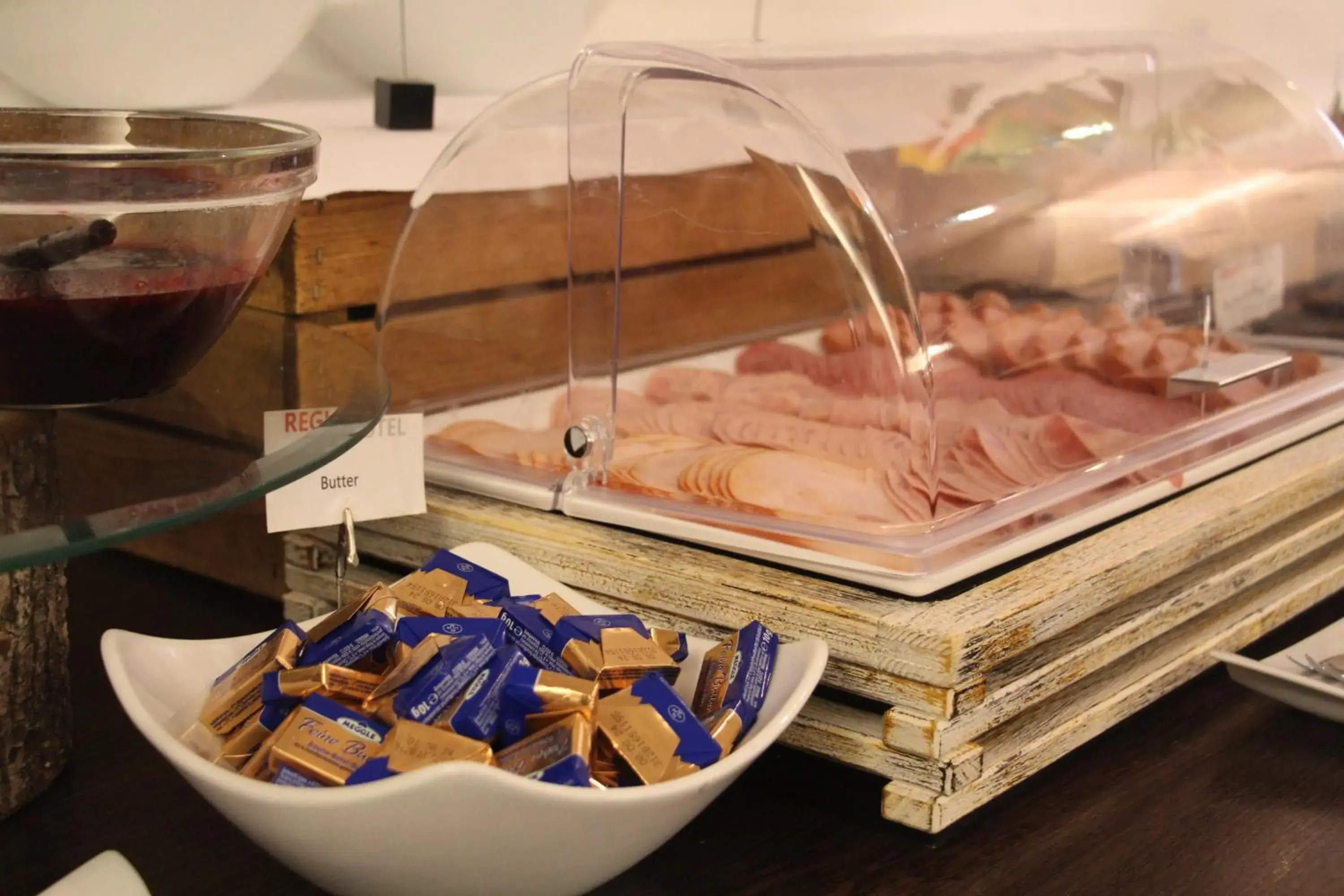 Breakfast in REGIOHOTEL Schanzenhaus Wernigerode - #Wellnessbereich #NaturAuszeitHarz #RuhigAmWald #FreeParking Breakfast in REGIOHOTEL Schanzenhaus Wernigerode - #Wellnessbereich #NaturAuszeitHarz #RuhigAmWald #FreeParking