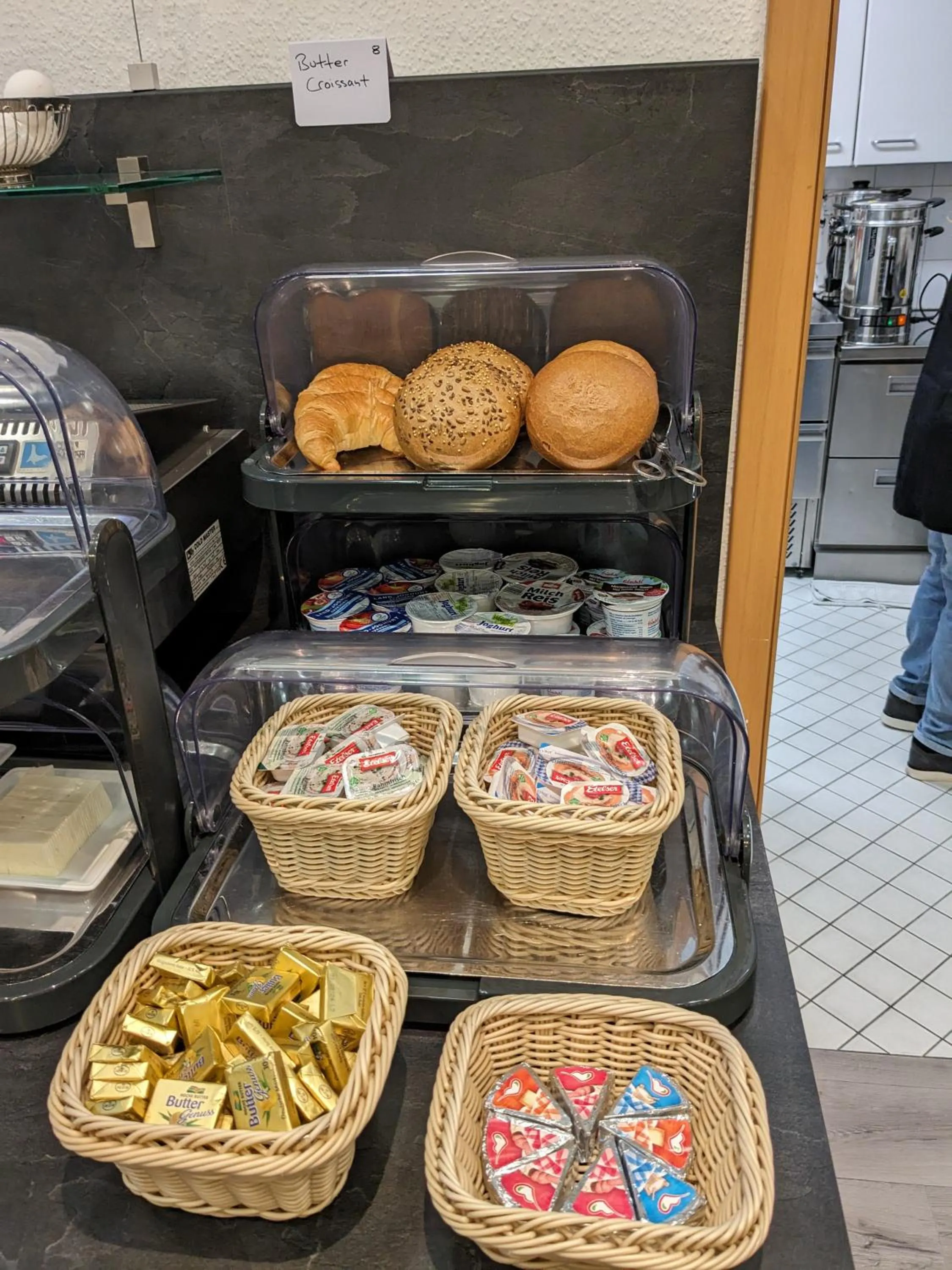 Breakfast in Adler Hotel Frankfurt