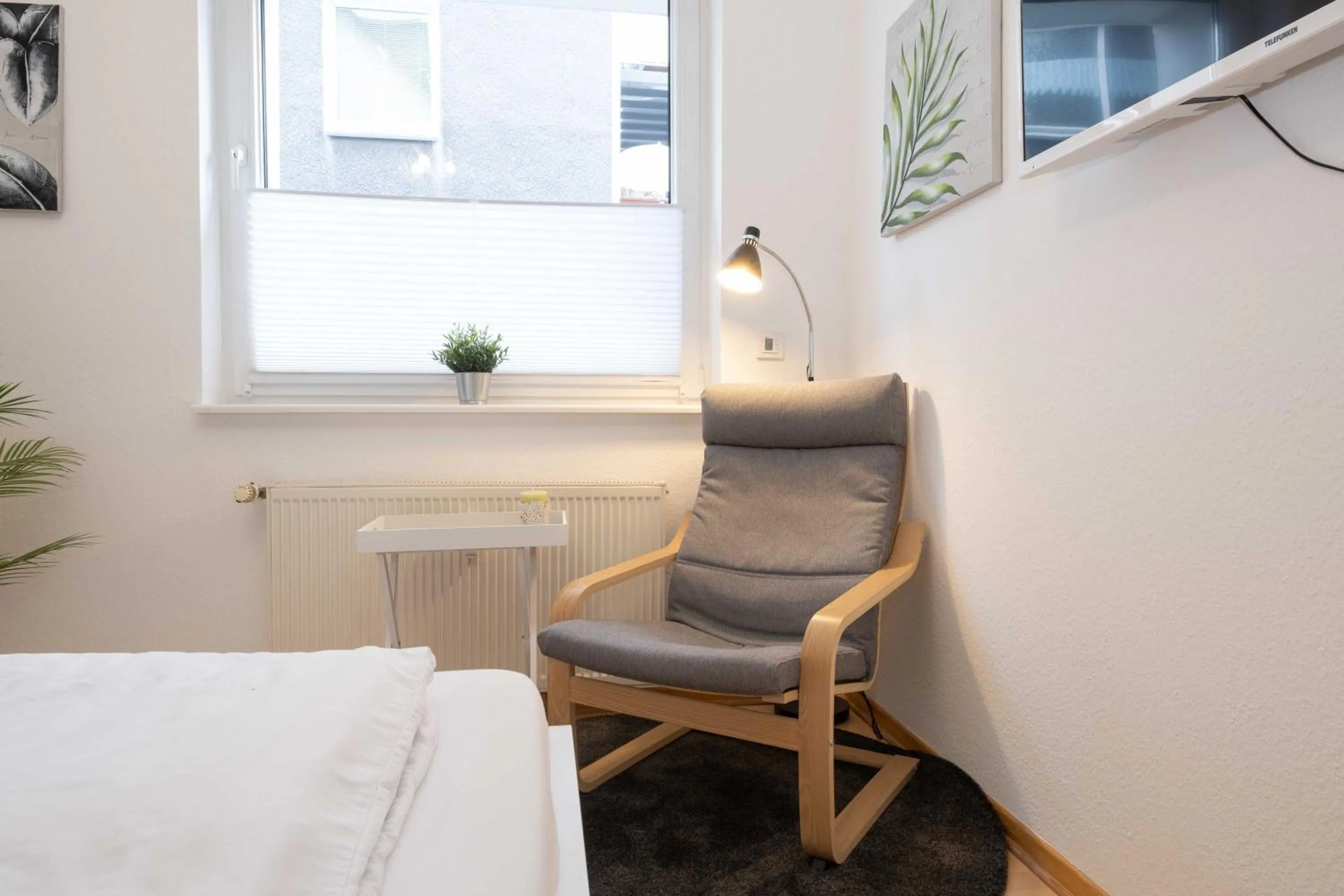 Bedroom, Bed in Apartment mit Wohnflair