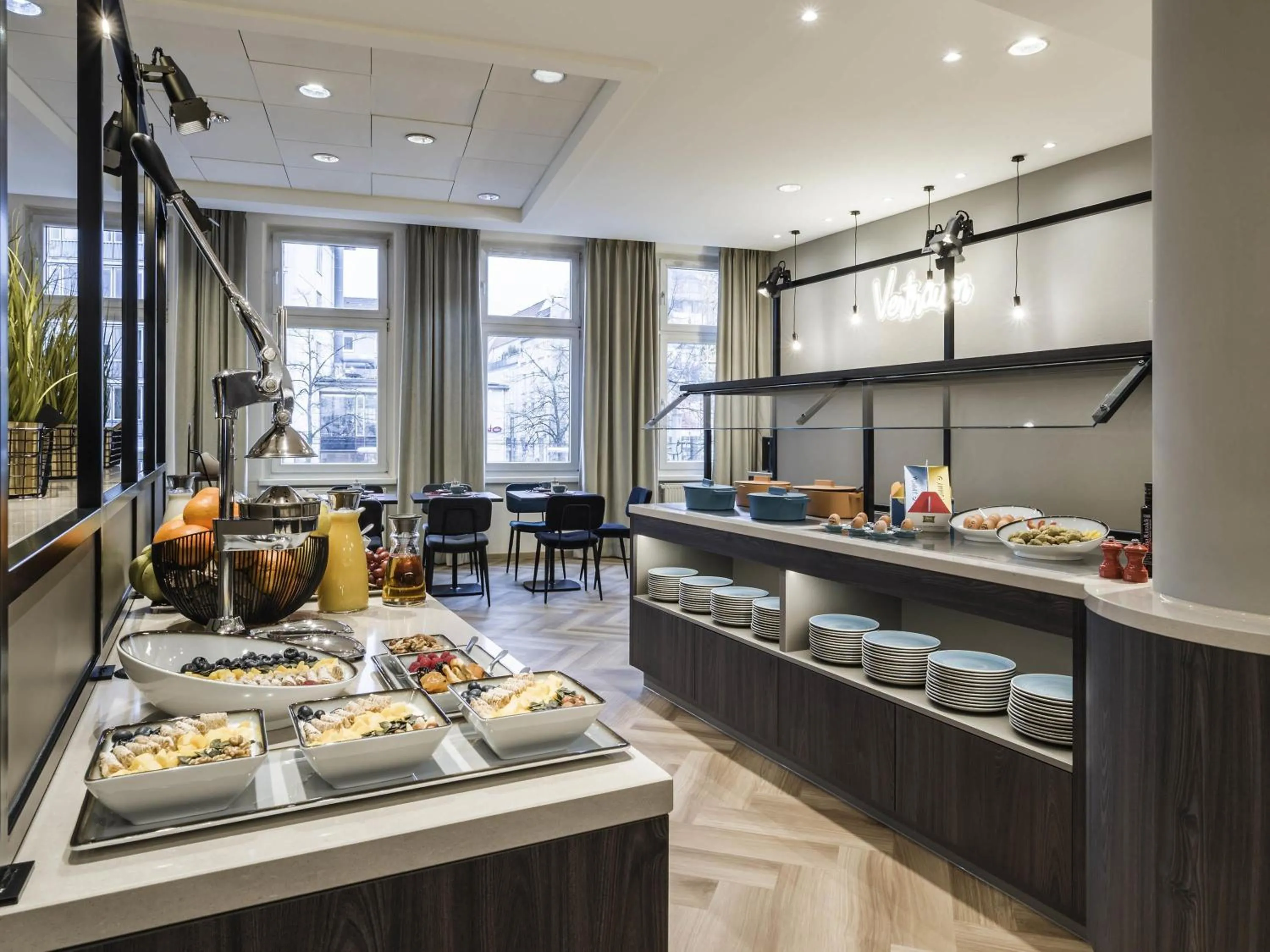 Breakfast in ibis Styles Bielefeld City