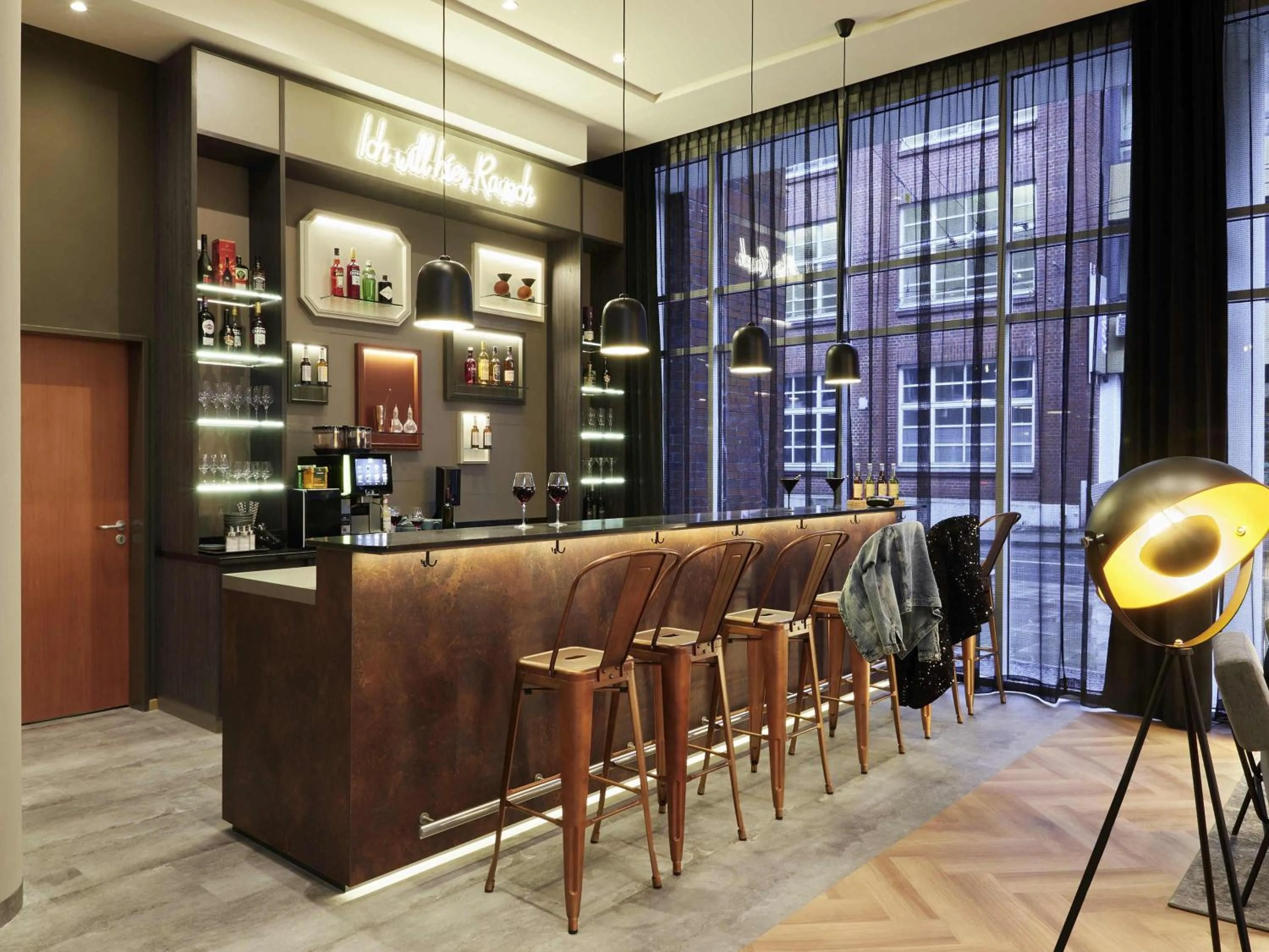 Lounge or bar in ibis Styles Bielefeld City