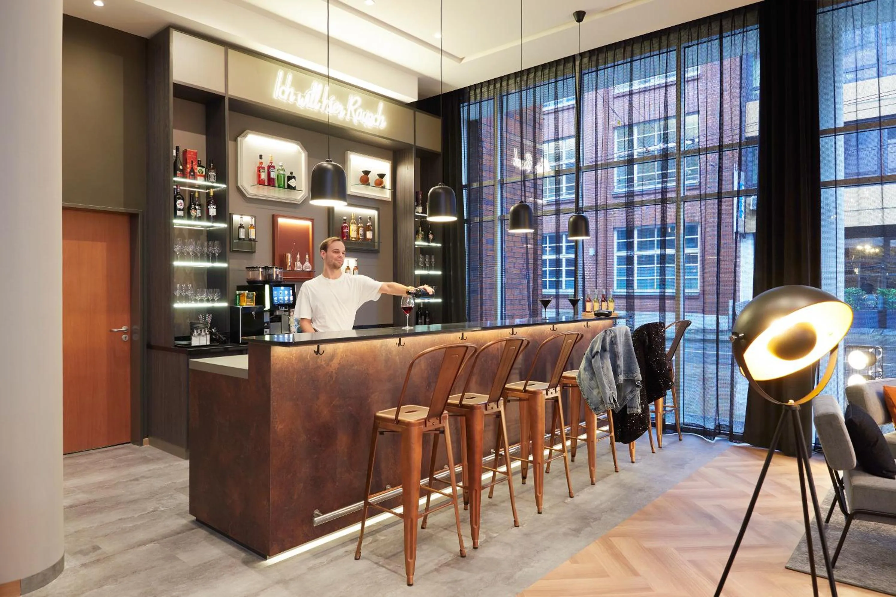 Lounge or bar in ibis Styles Bielefeld City