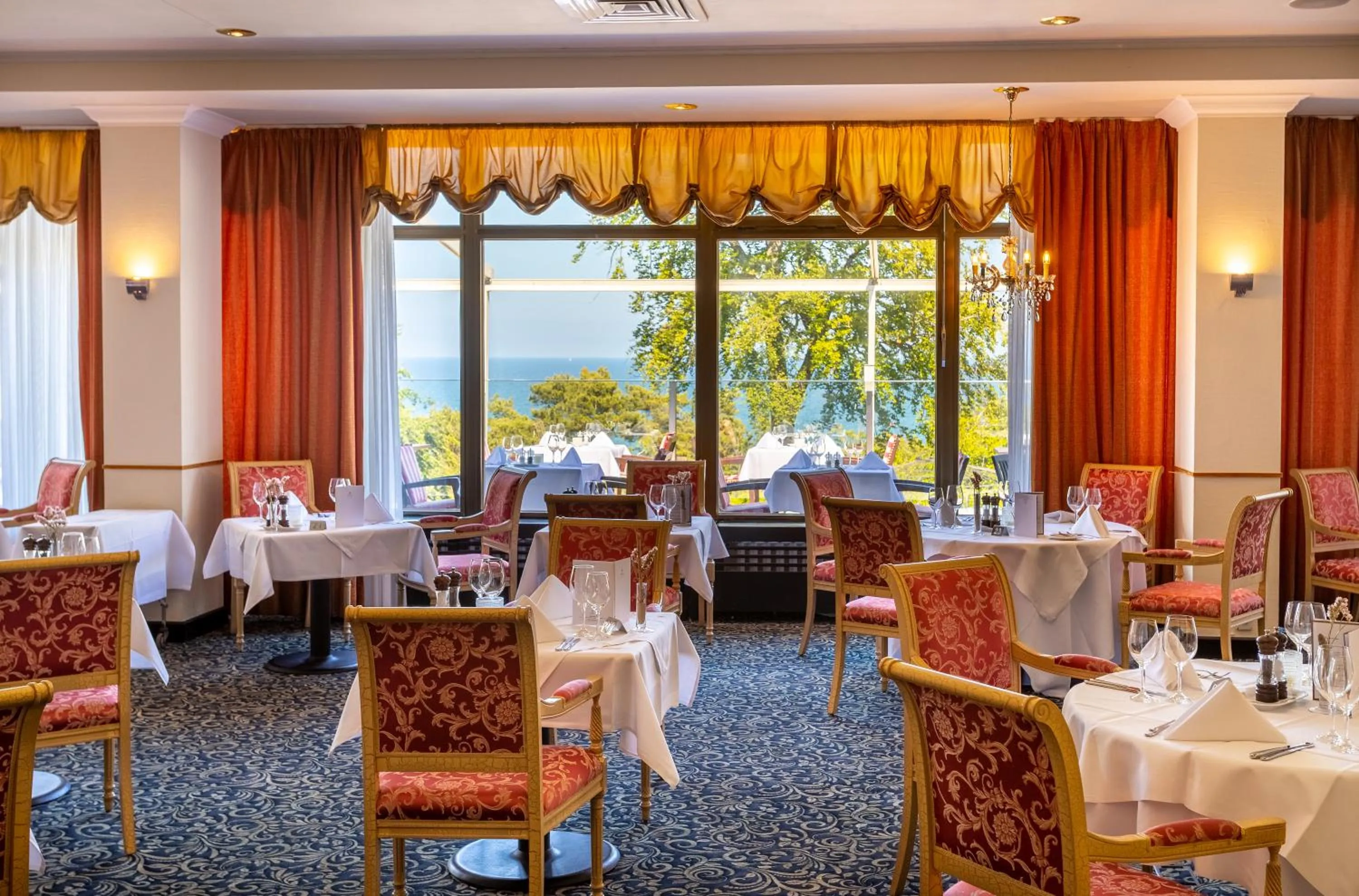 Restaurant/places to eat in Cliff Hotel Rügen