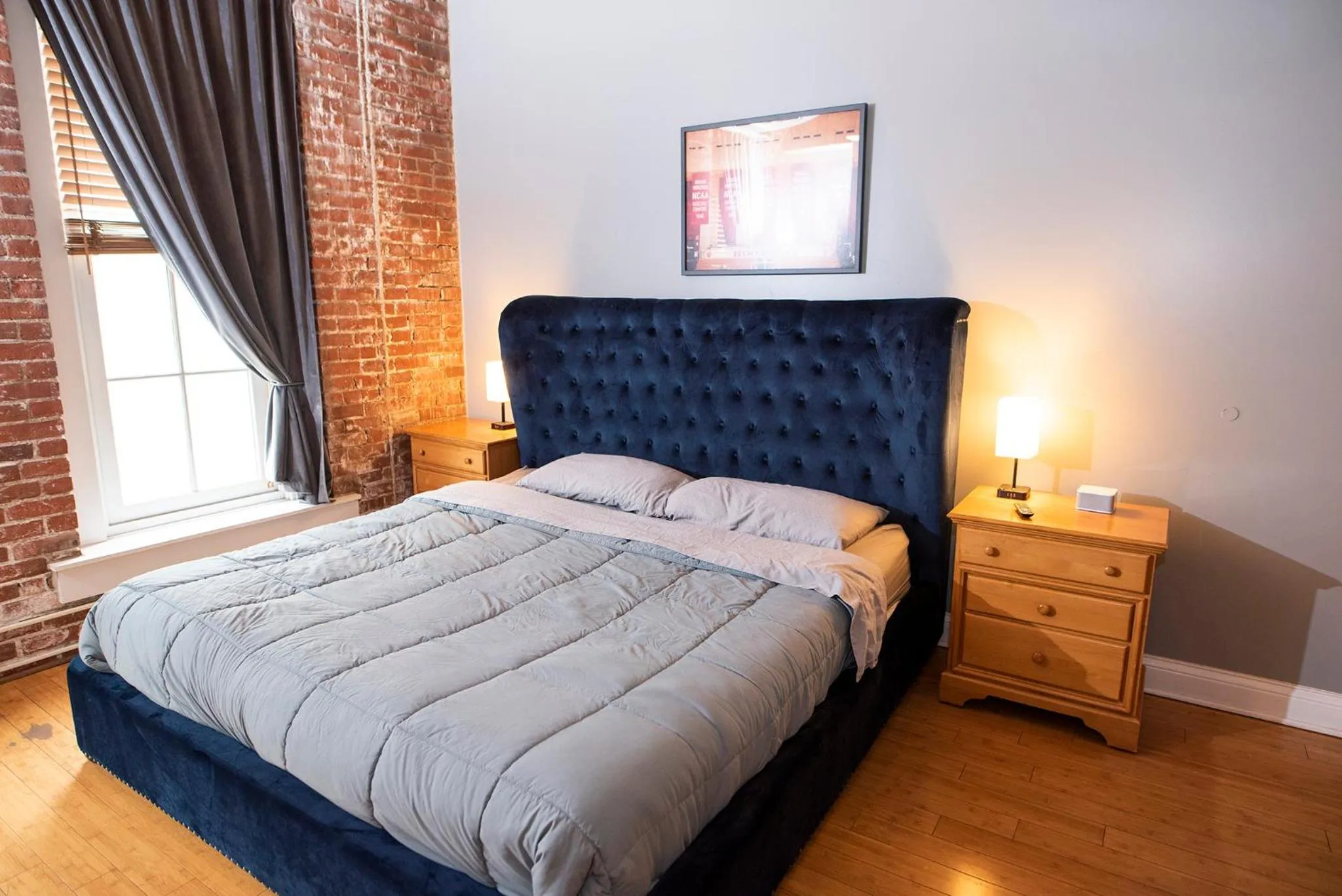 Georgia Street 4 Bedroom Condo Downtown!!