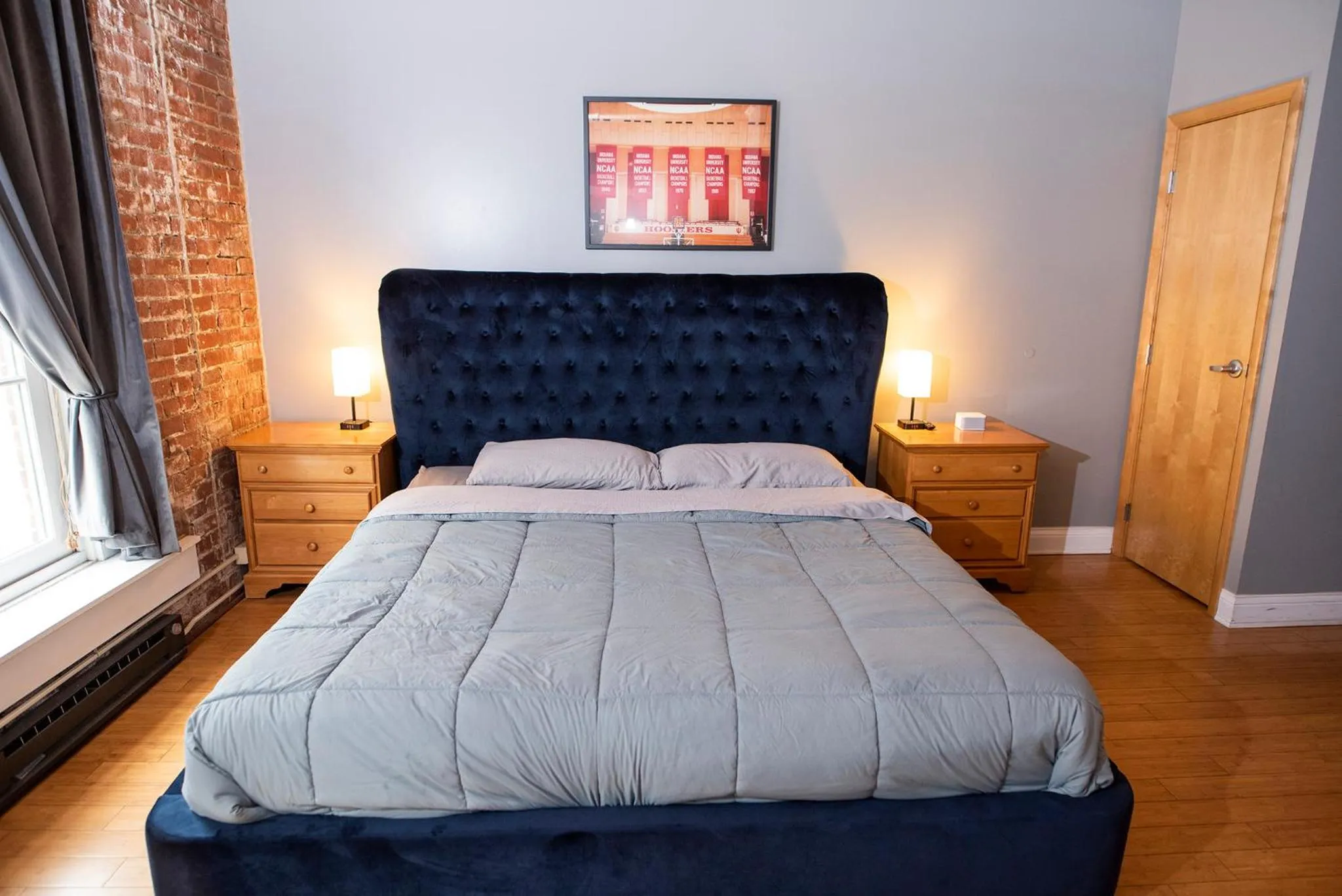 Georgia Street 4 Bedroom Condo Downtown!!