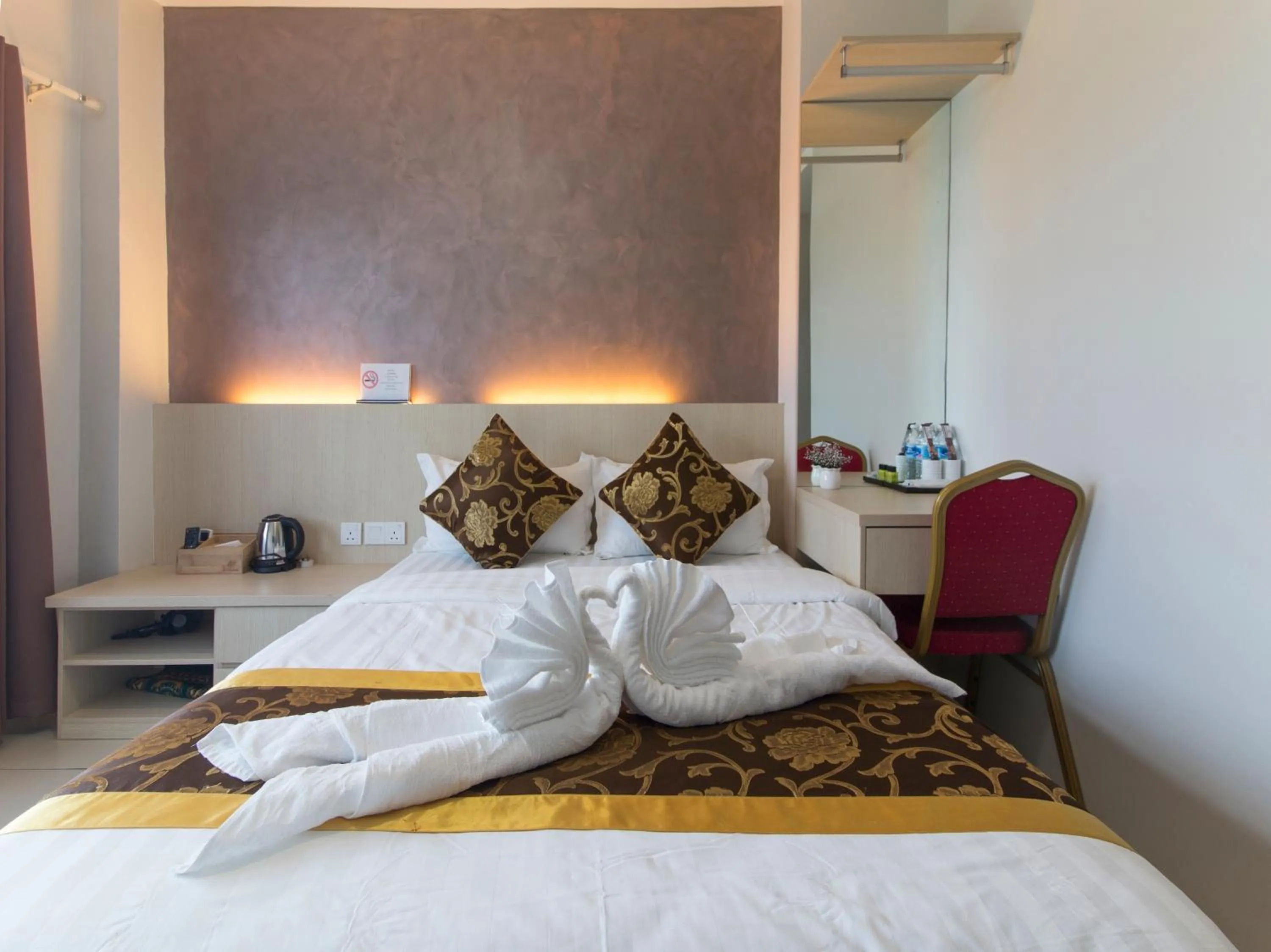 Bed in Top Garden Hotel