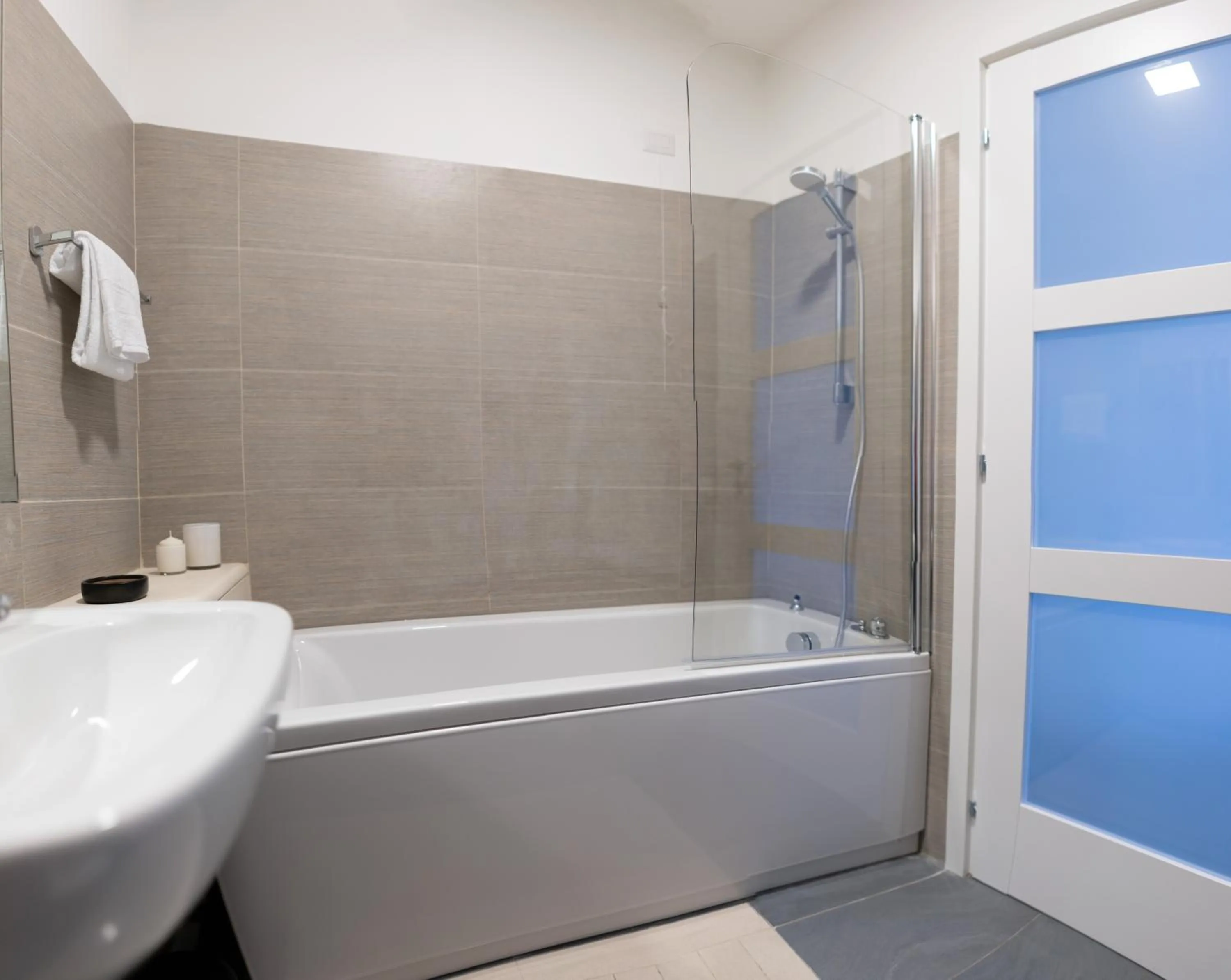 Bathroom in Janare - Rooms & Terrace