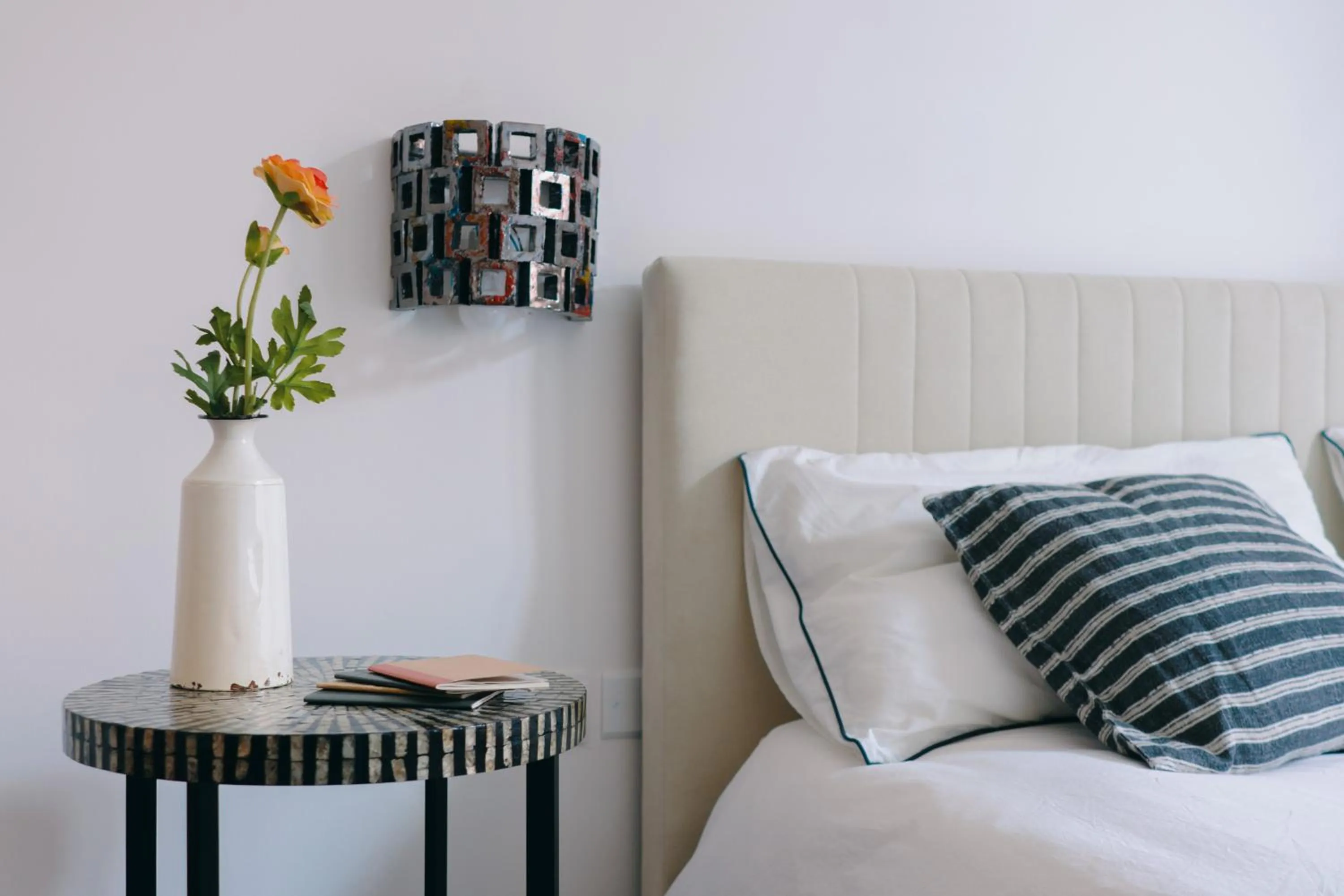 Decorative detail, Bed in Janare - Rooms & Terrace