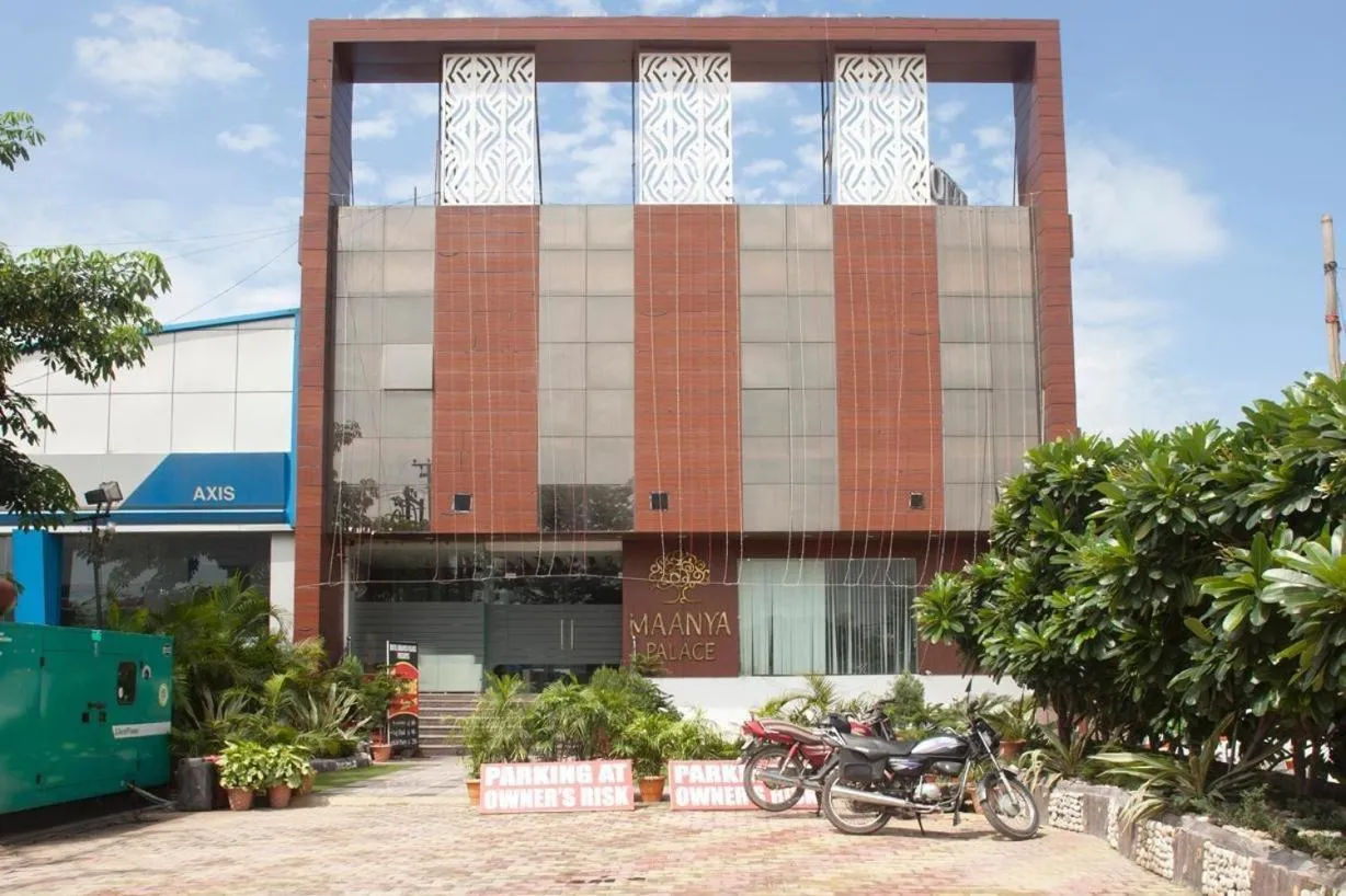 Property building in Clarks Collection Maanya