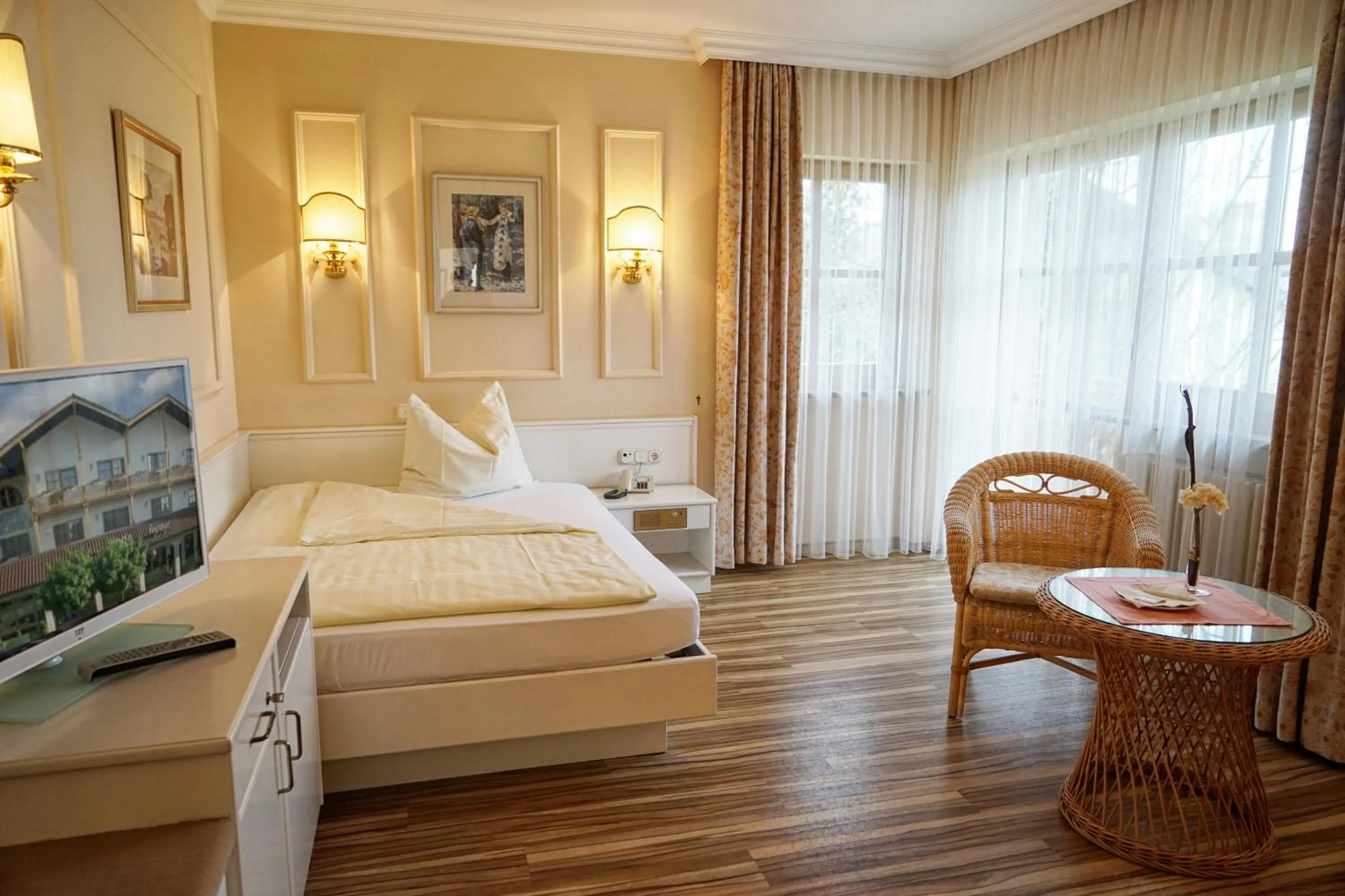 Photo of the whole room, Bed in Hotel Lindenhof