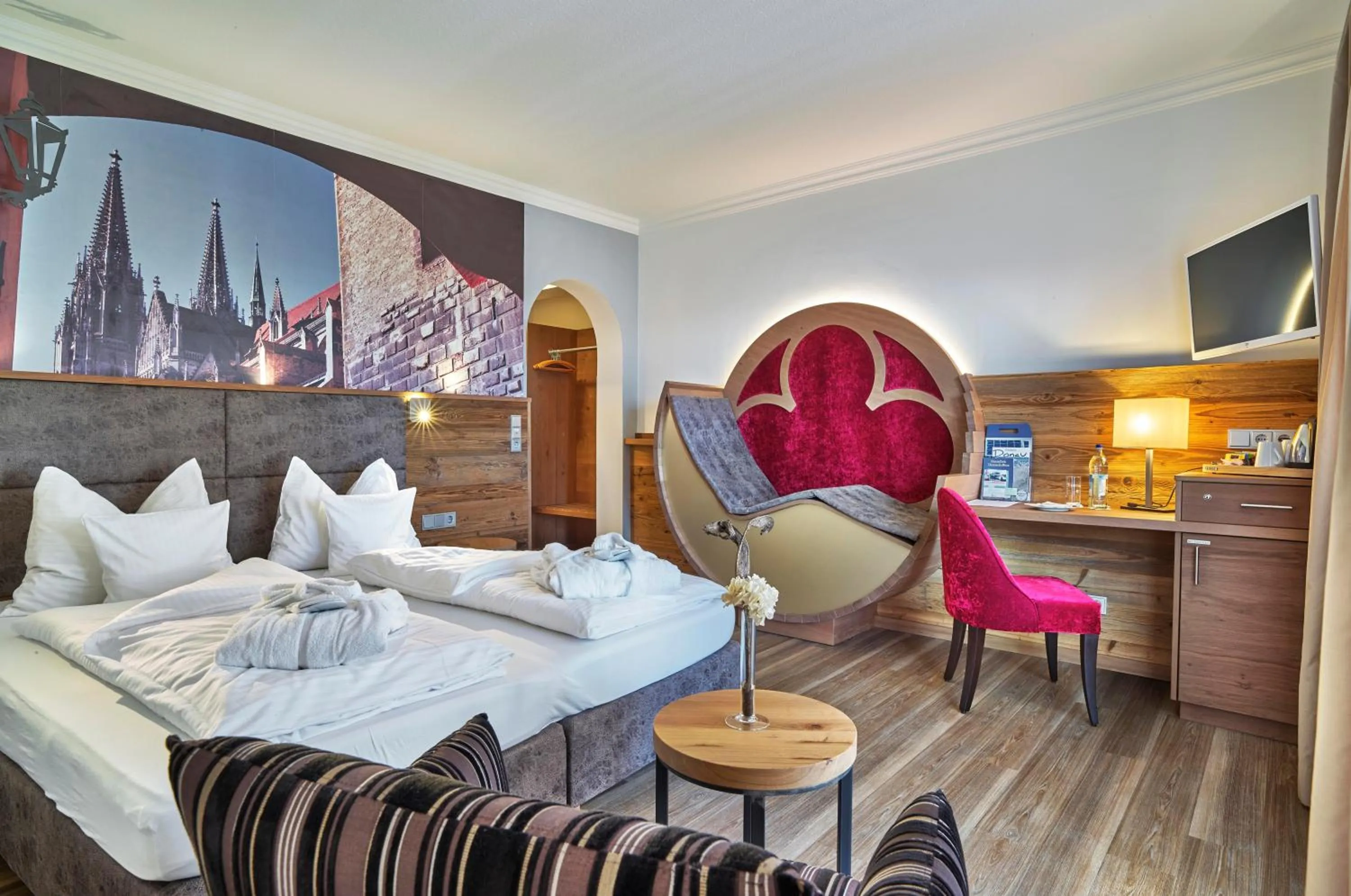 Photo of the whole room, Bed in Hotel Lindenhof