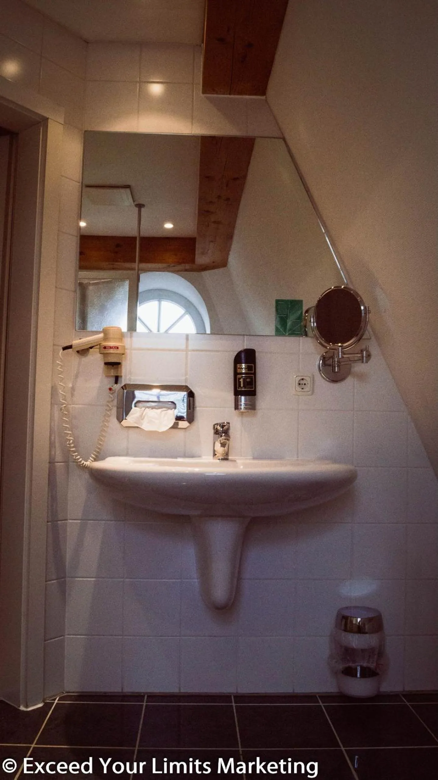 Bathroom in Hotel Zwei Länder