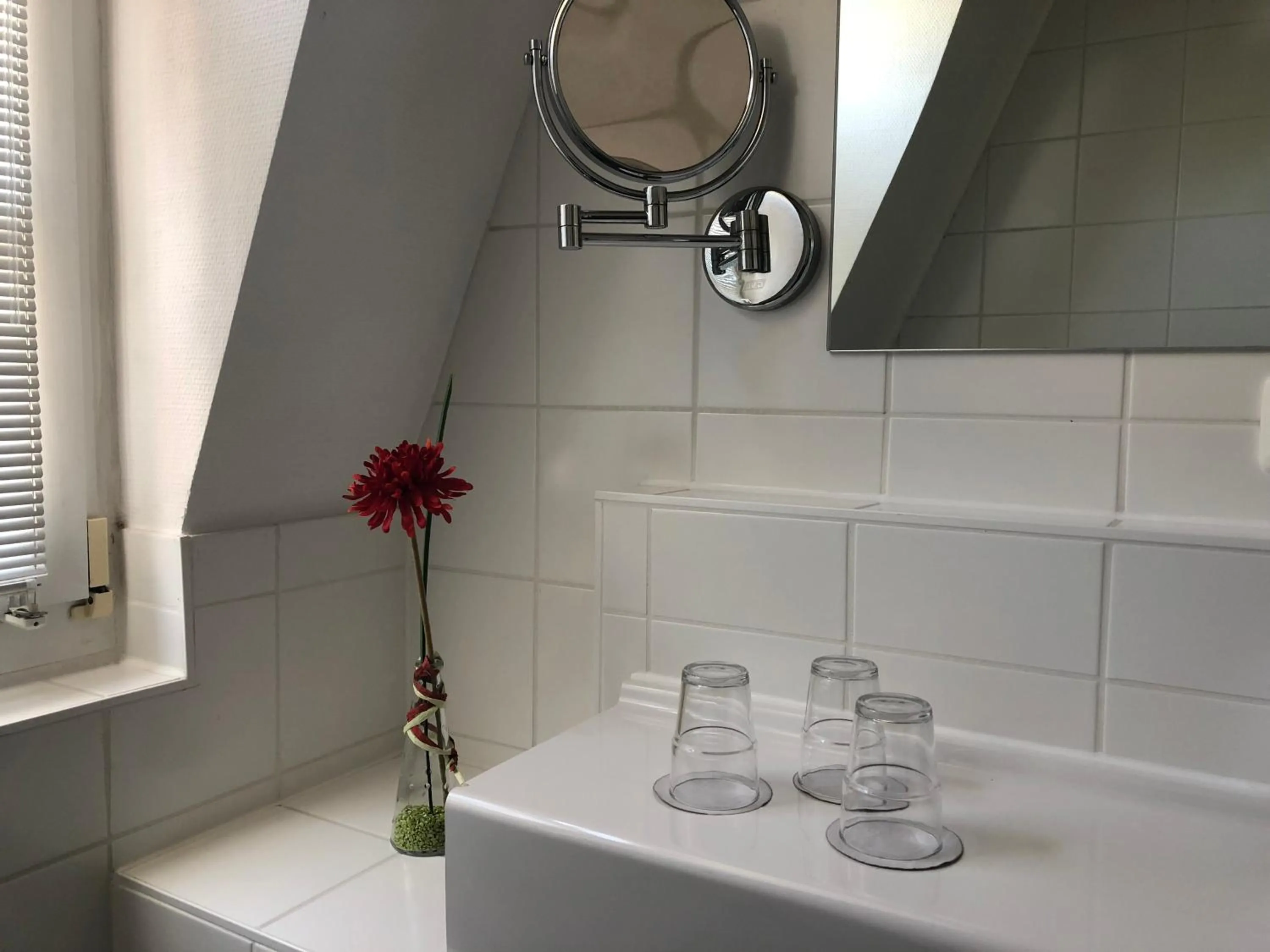 Bathroom in Hotel Zwei Länder