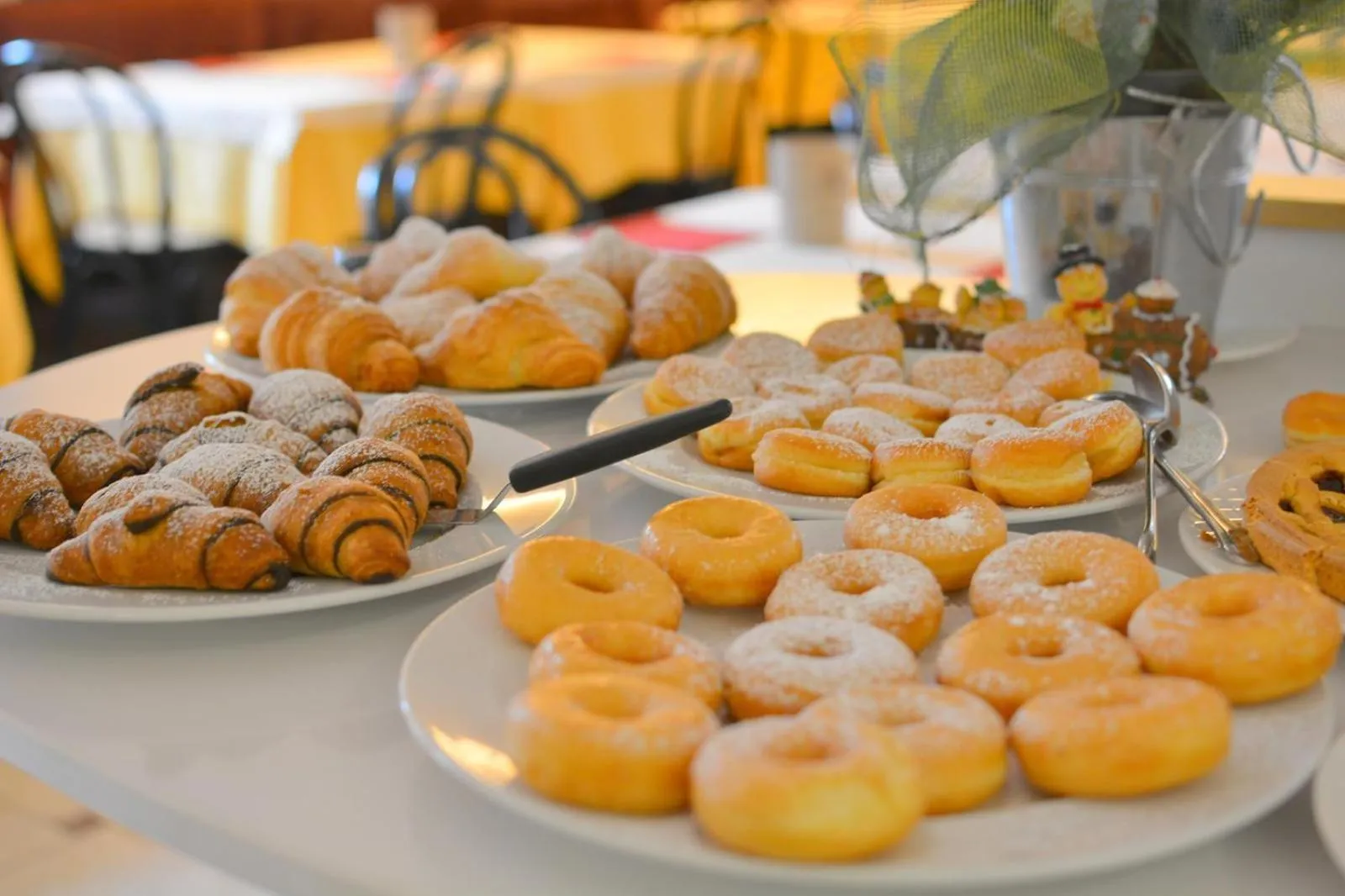 Buffet breakfast in Hotel Regent's