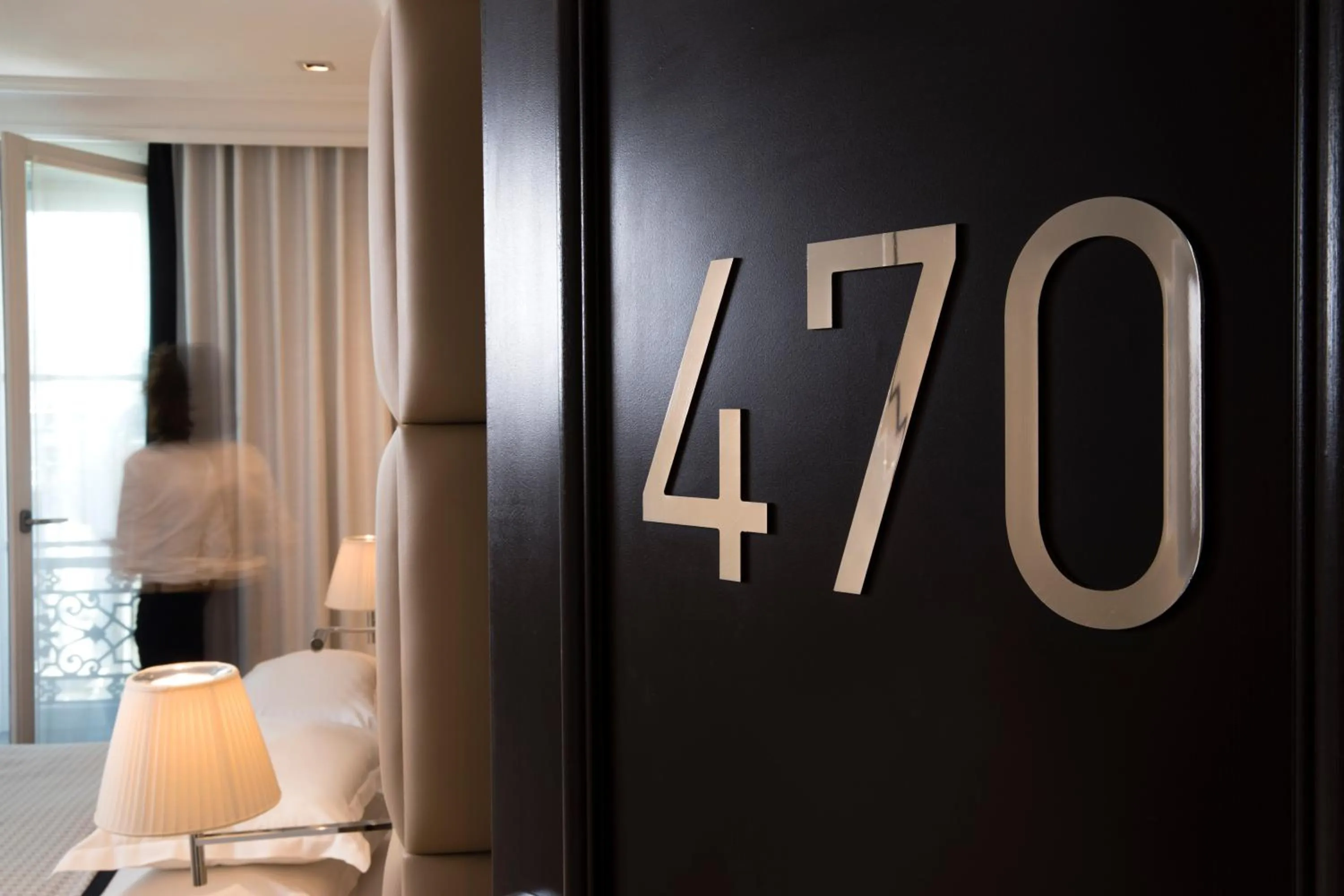 Decorative detail in Hôtel R de Paris - Boutique Hotel