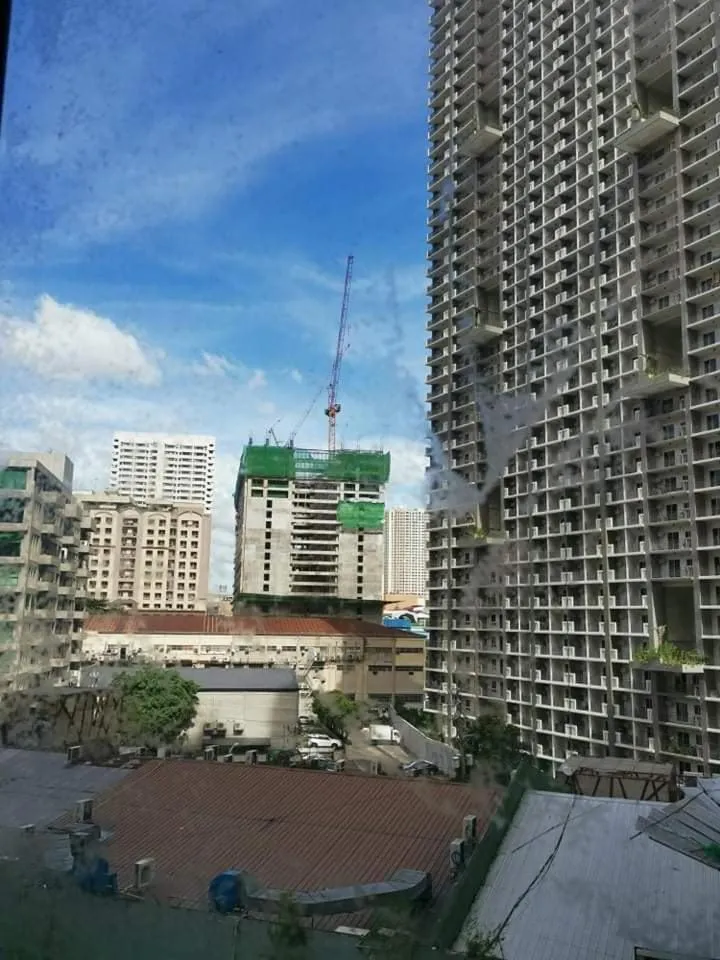 U607 Sunshine100 Netflix 65InchesTV Wifi Karaoke Swimming Pool