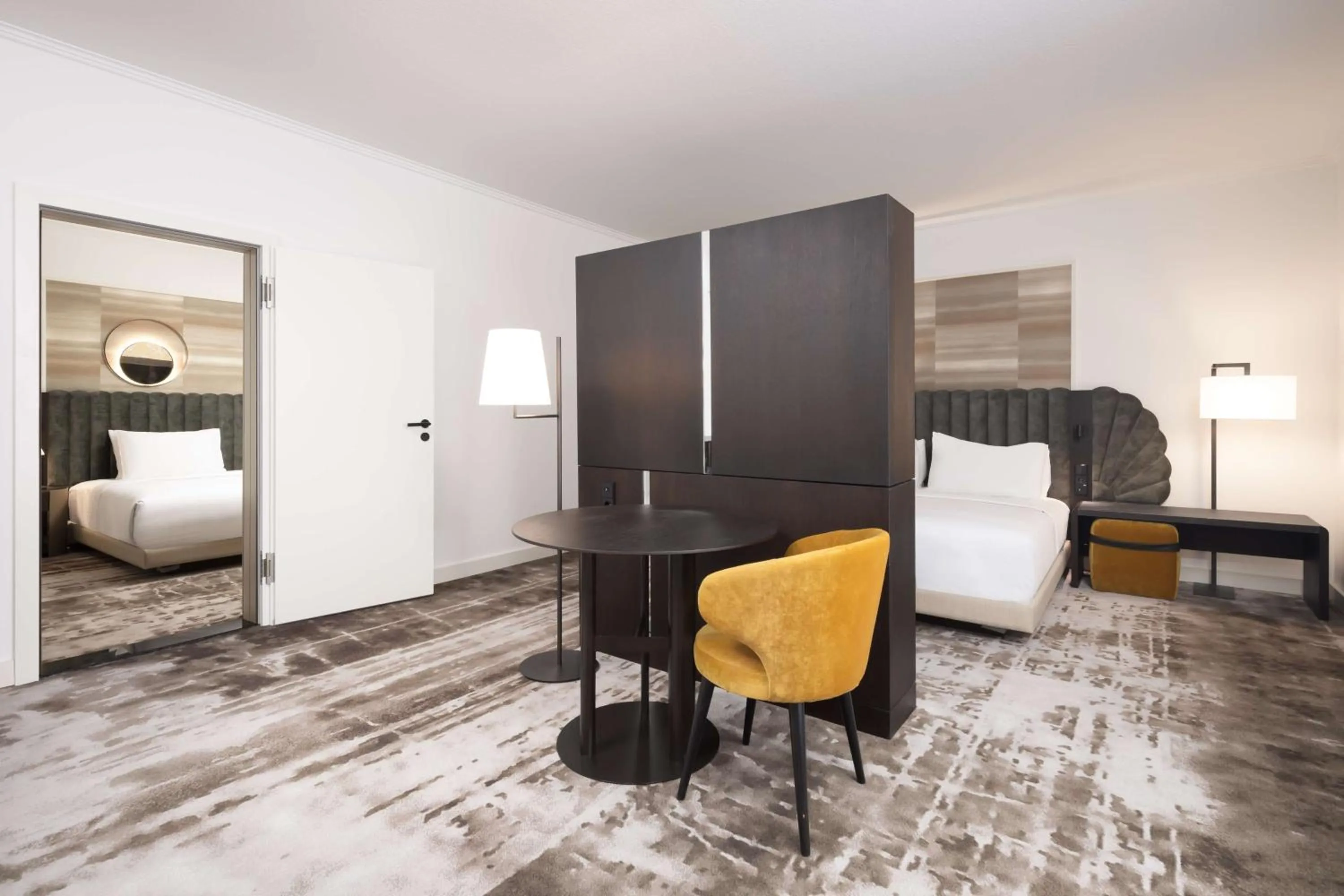 Bed in Crowne Plaza Heidelberg City Centre