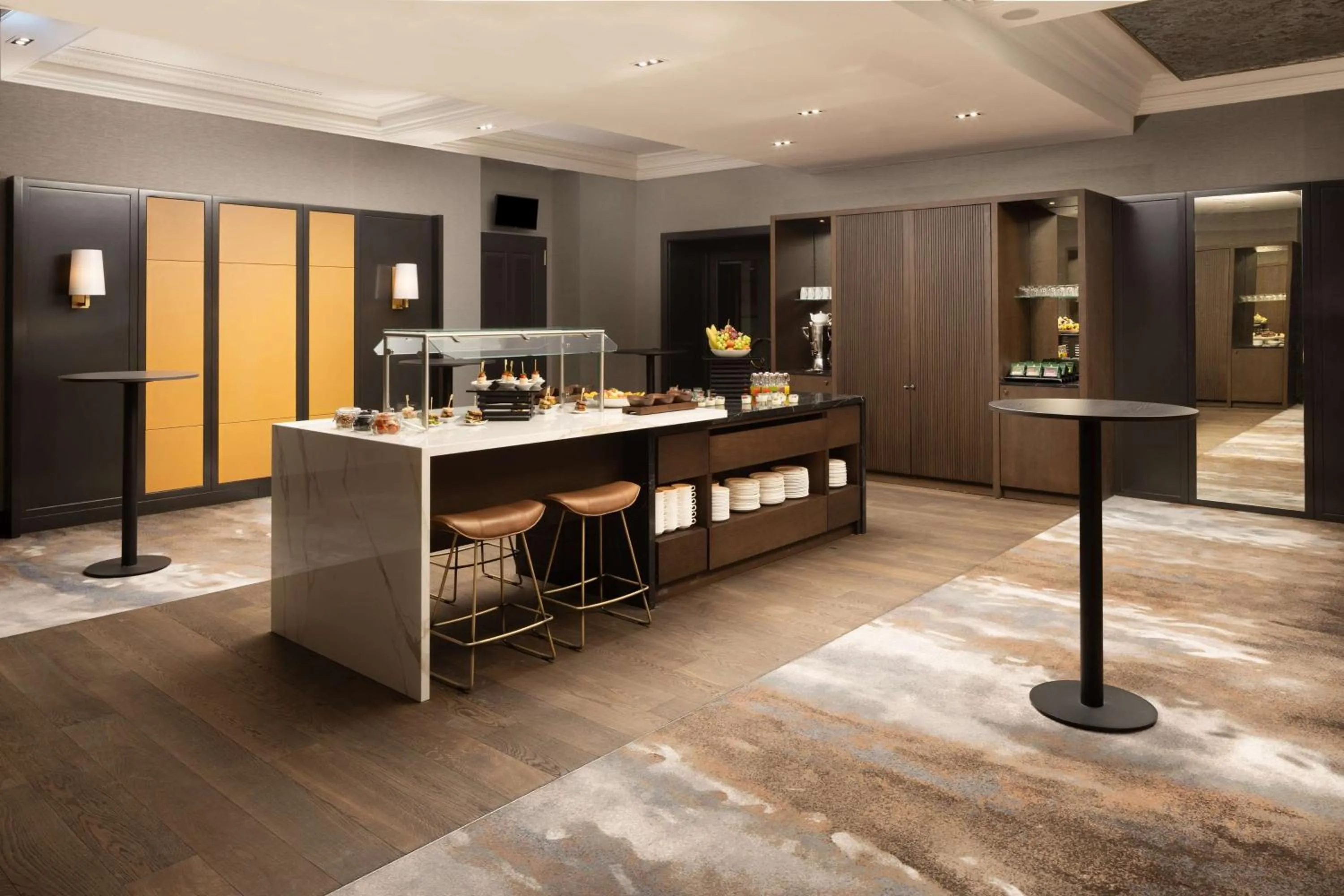 Meeting/conference room, Restaurant/Places to Eat in Crowne Plaza Heidelberg City Centre