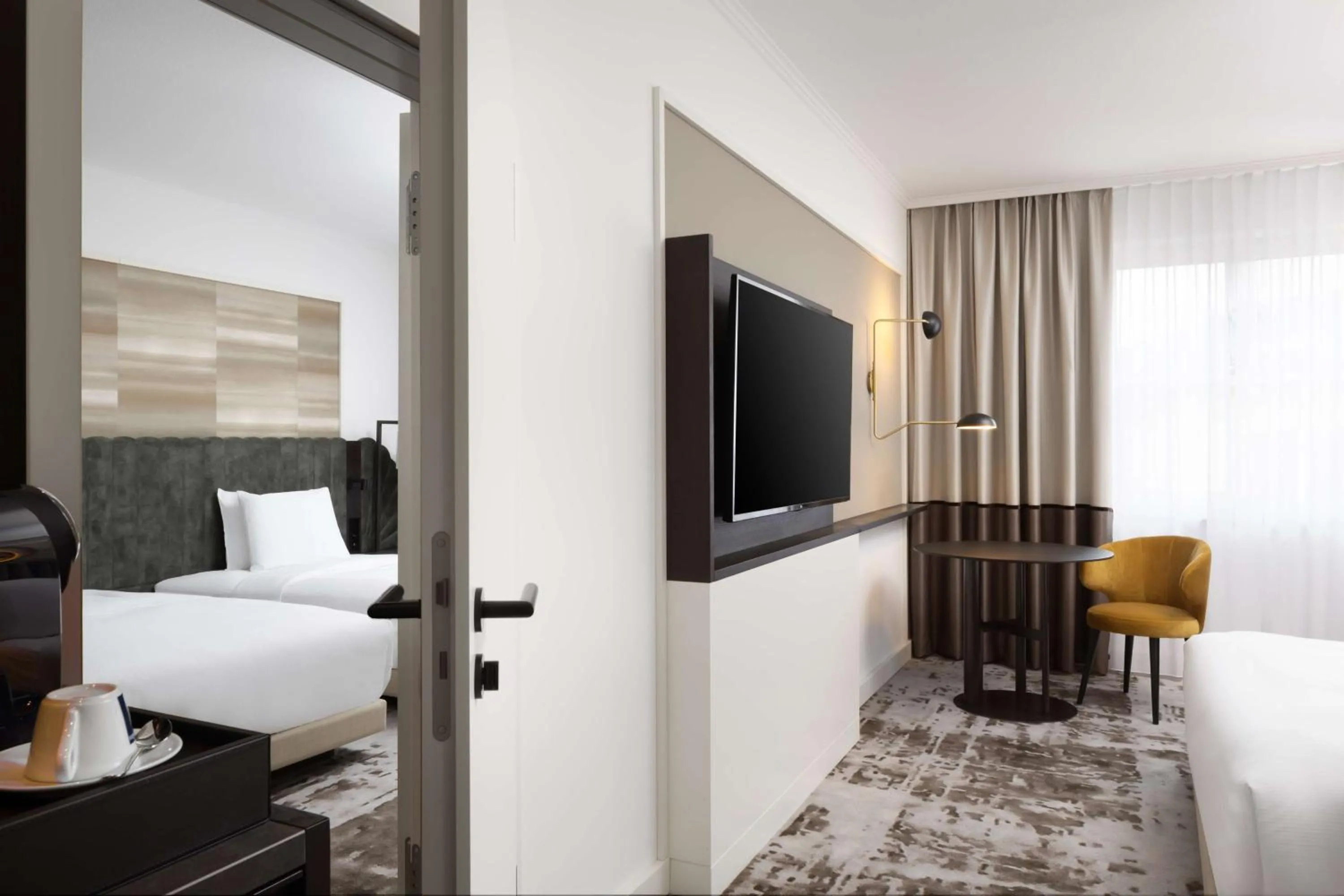 Bed in Crowne Plaza Heidelberg City Centre