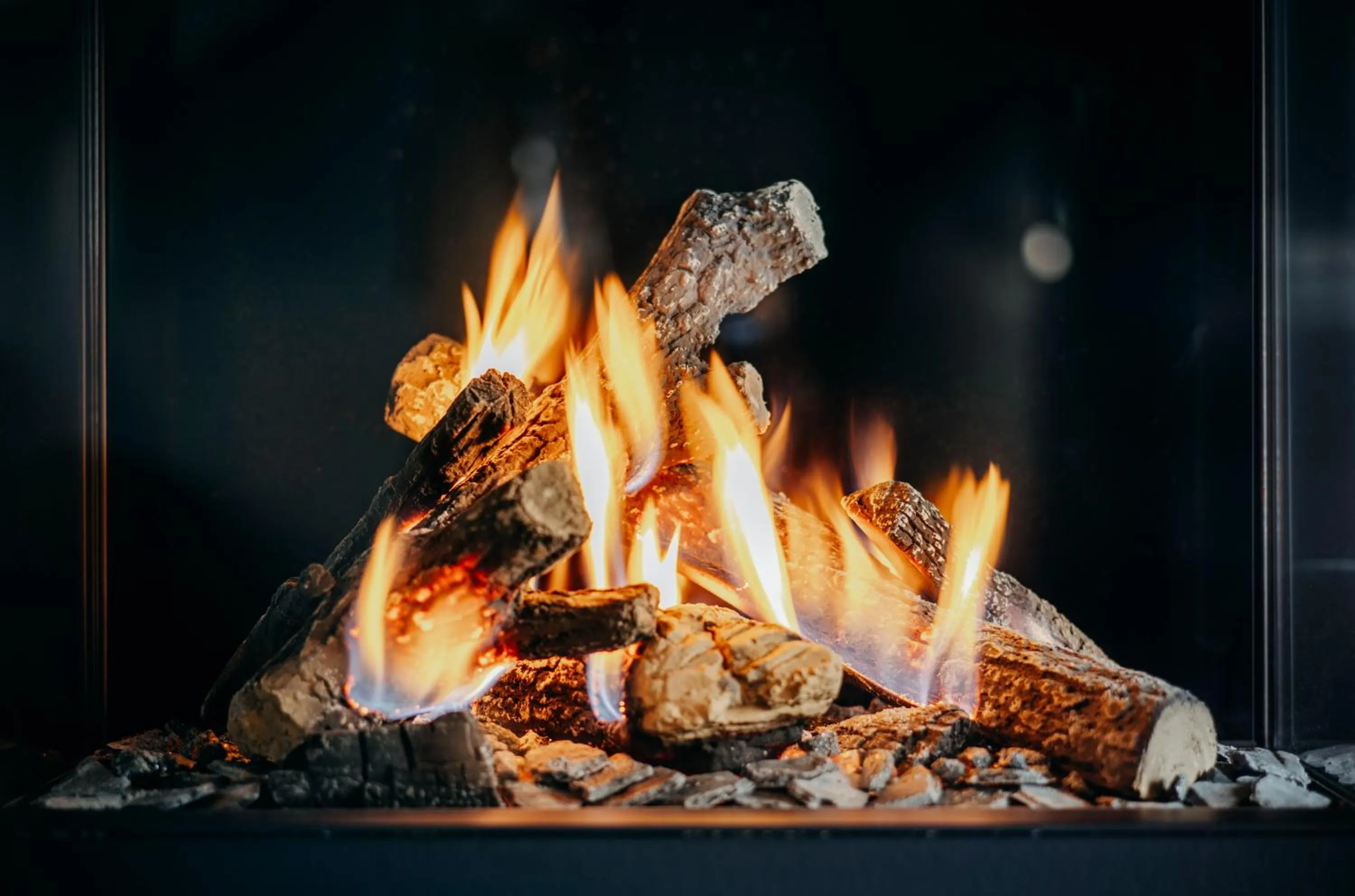 fireplace in Hotel Atlantic - Kopf aus, Herz an!