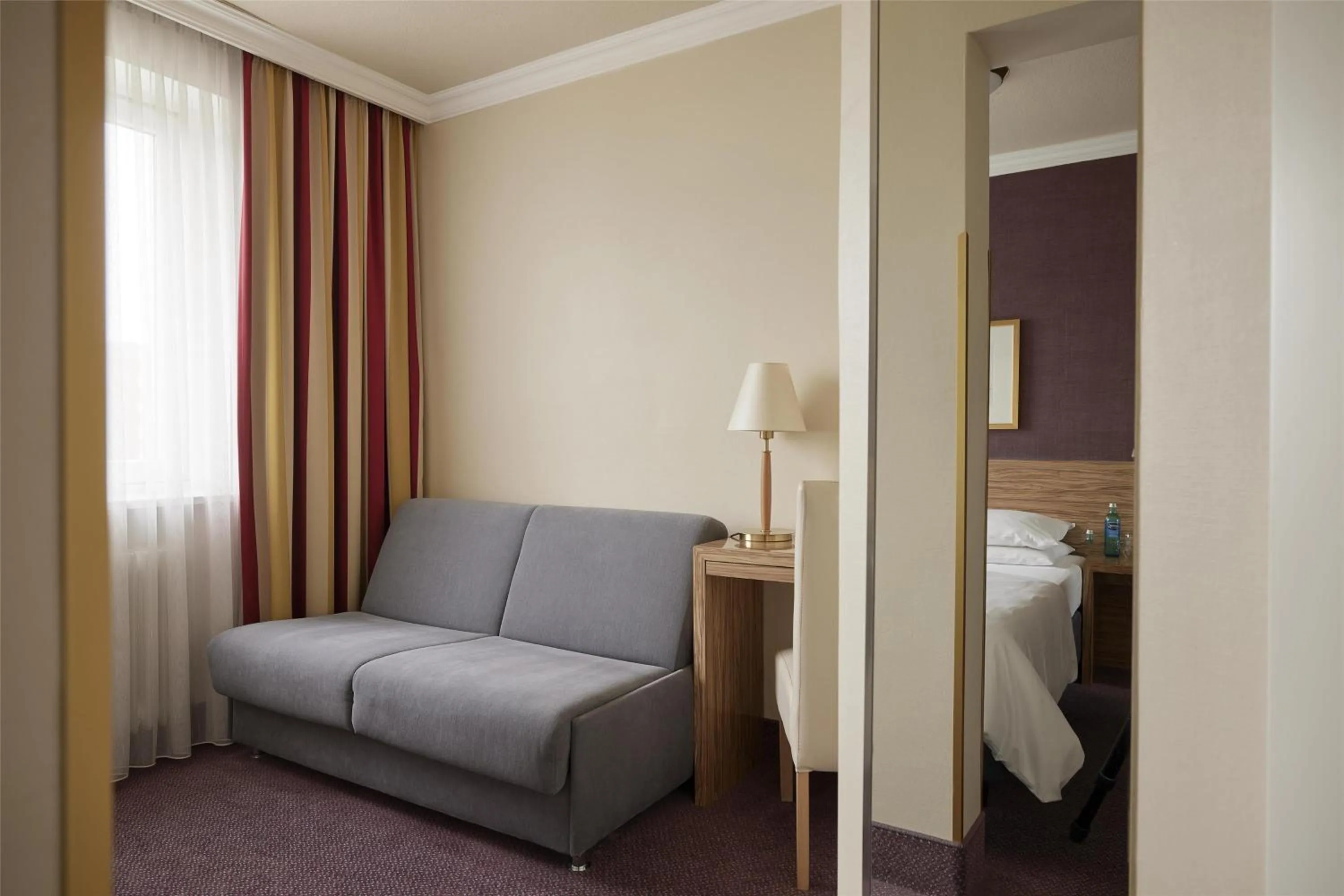 Bedroom, Bed in Best Western Raphael Hotel Altona