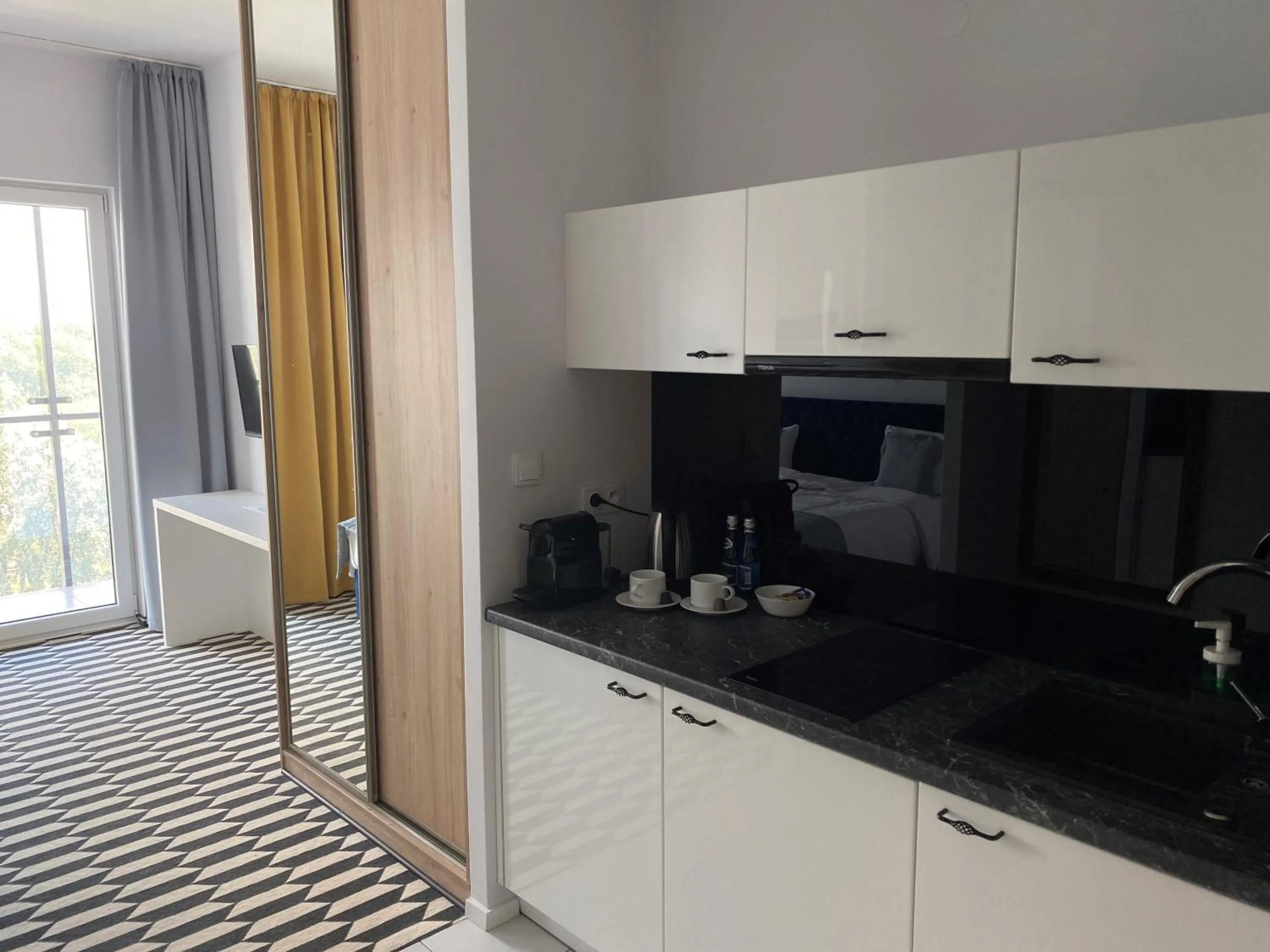 Coffee/tea facilities in Apartamenty Prymasa Residence