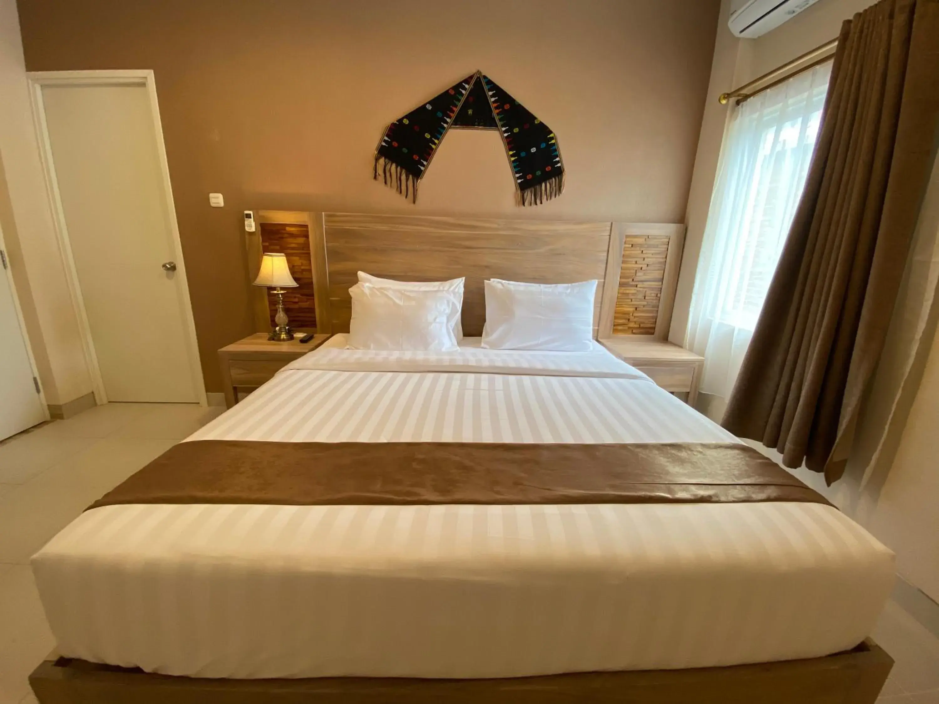 Bed in Flamingo Avia Labuan Bajo Bed in Flamingo Avia Labuan Bajo