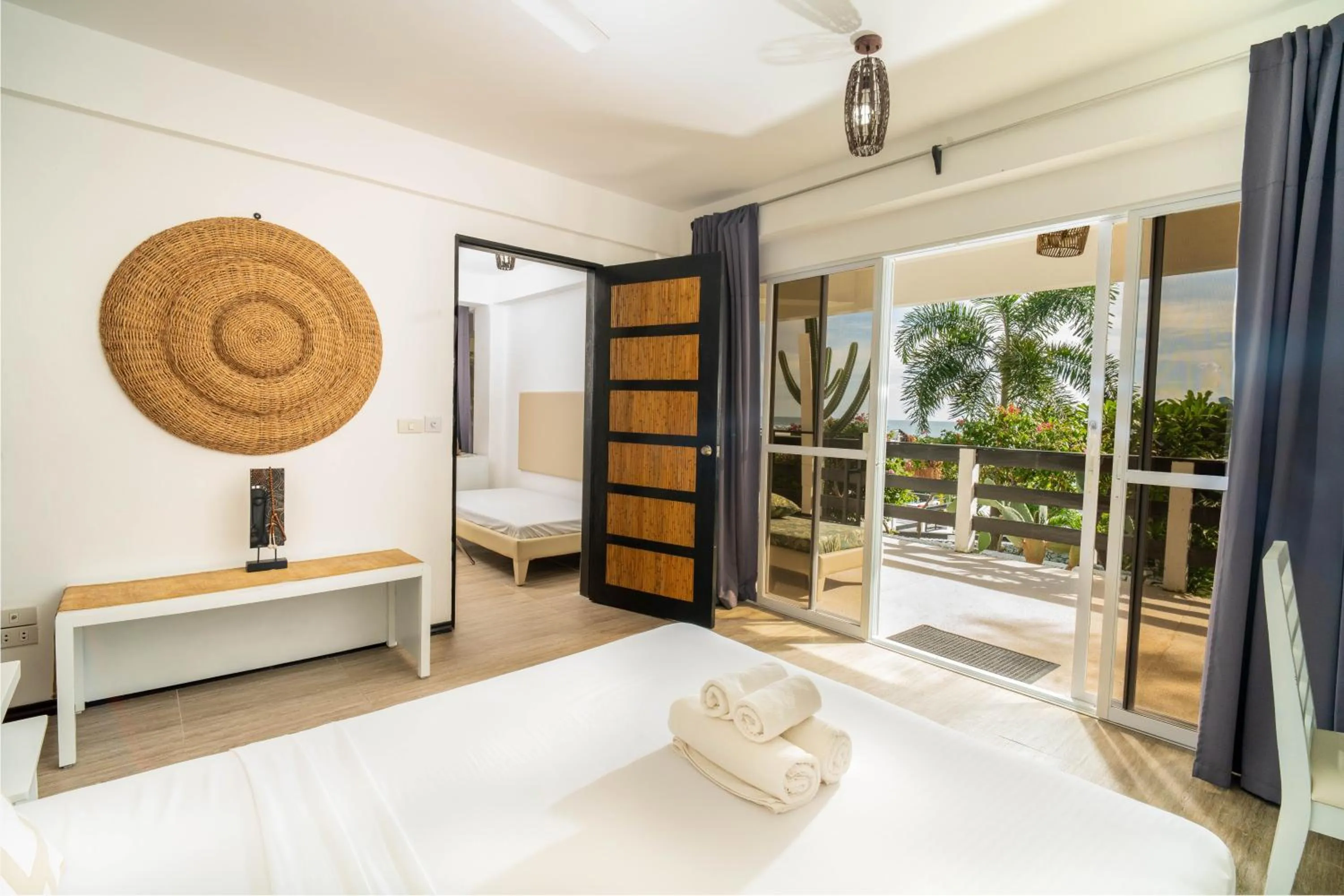 View (from property/room), Bed in Blanco Beach Resort Malapascua