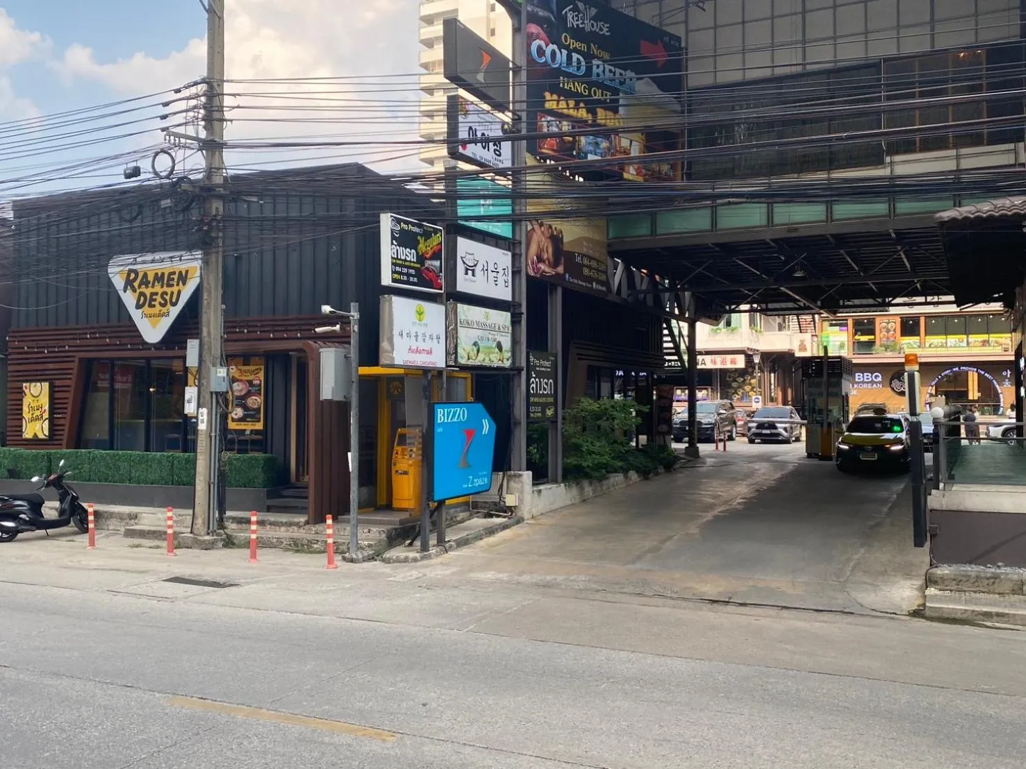 Facade/entrance in Hotel Z zpaze