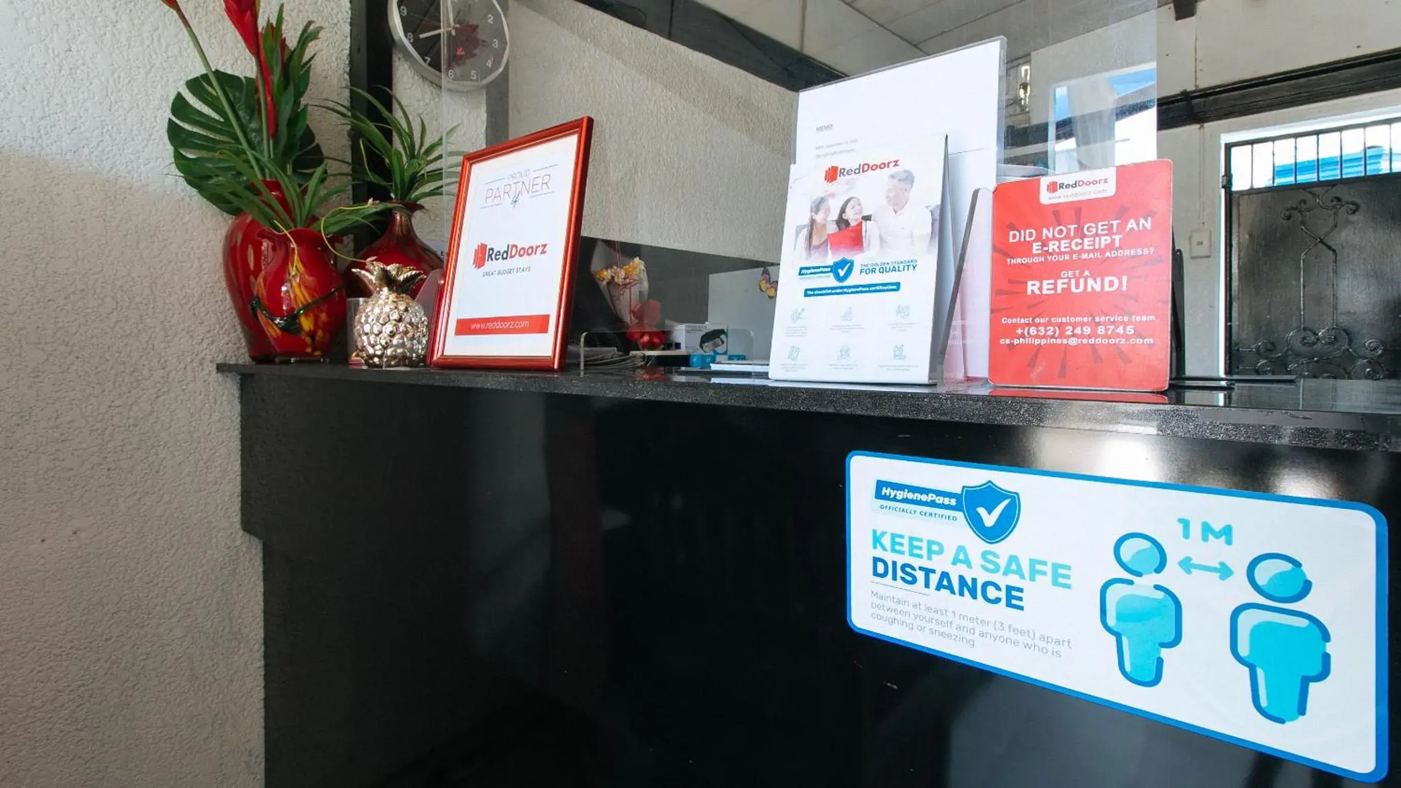 Lobby or reception in RedDoorz at Plus Villa Gloria Taguig Lobby or reception in RedDoorz at Plus Villa Gloria Taguig