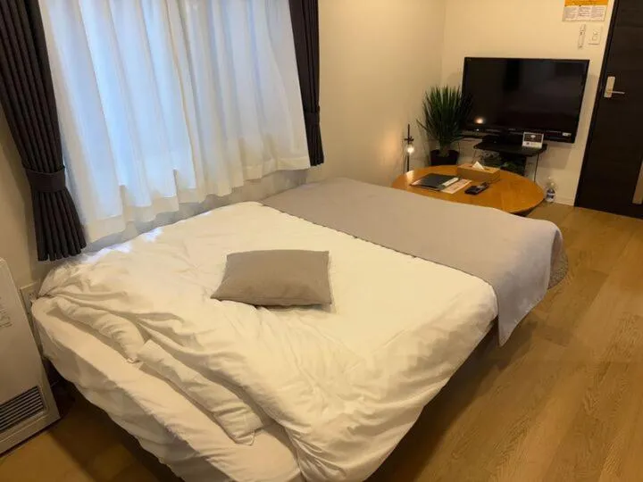 Area and facilities, Bed in UCHI Susukino 5.7