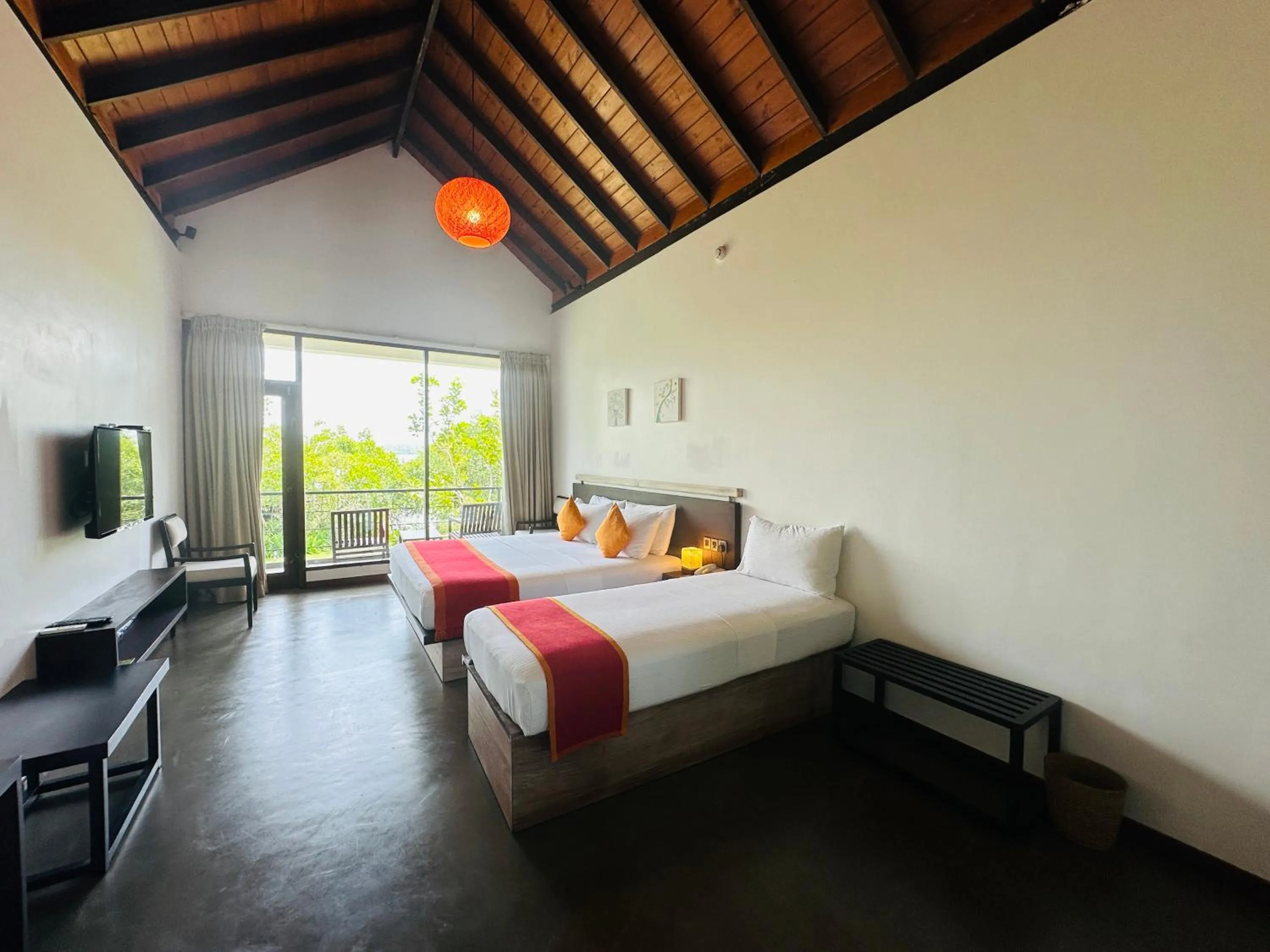 Bedroom, Bed in Moi Koggala by DBI - Free drop off to the beach