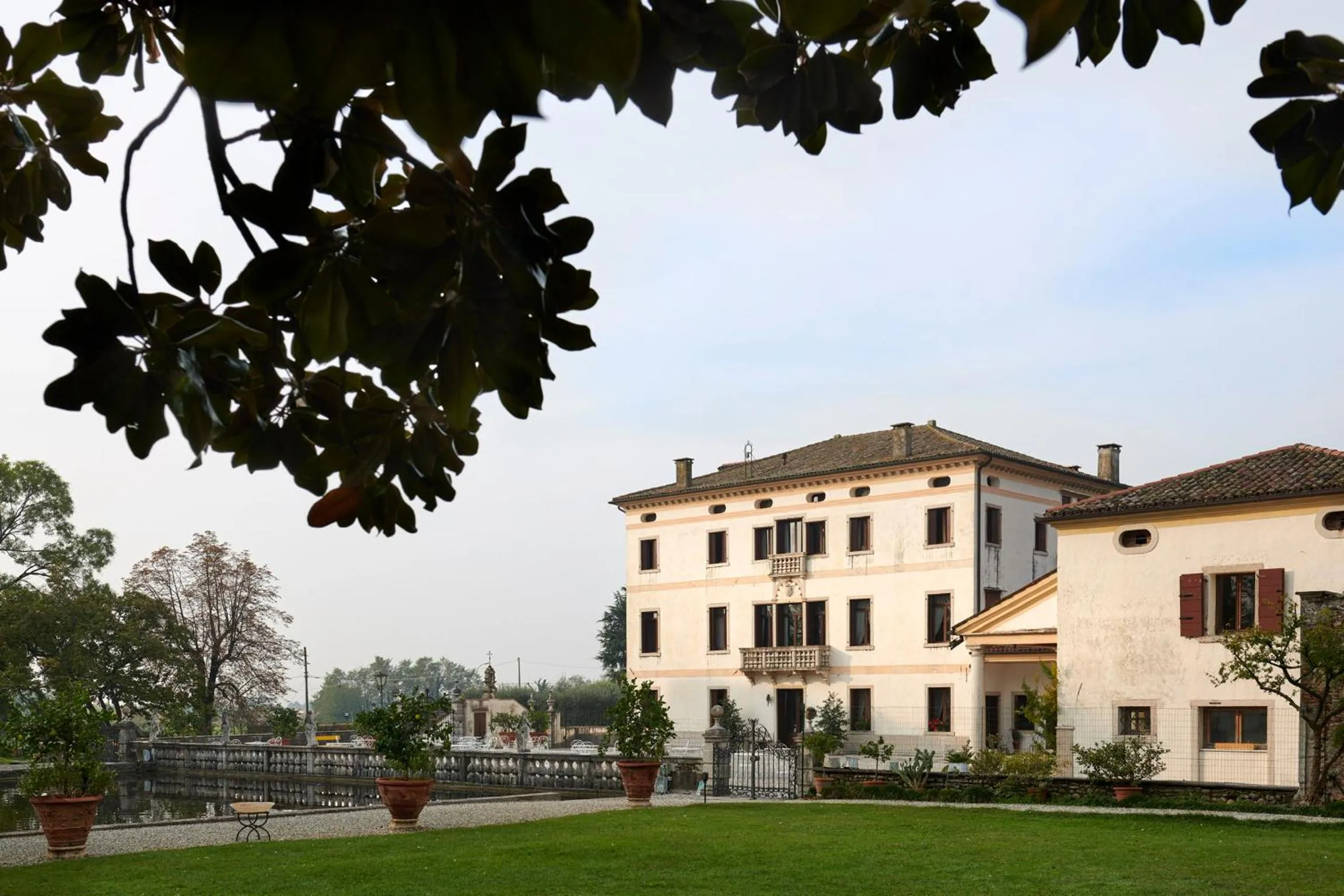 Property building in Villa Stecchini