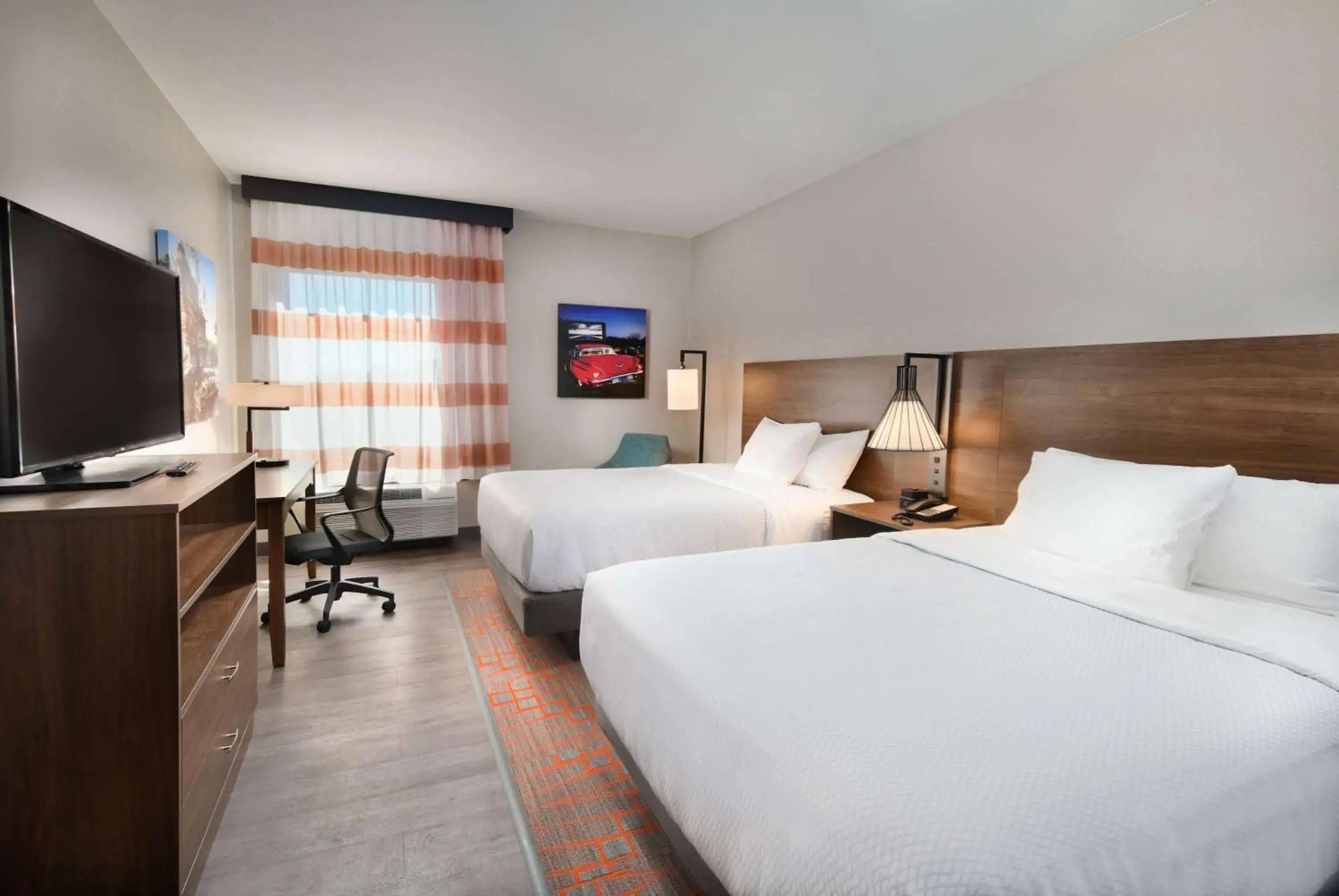 Queen Room with Two Queen Beds - Non-Smoking in La Quinta Inn & Suites by Wyndham Wisconsin Dells- Lake Delton Queen Room with Two Queen Beds - Non-Smoking in La Quinta Inn & Suites by Wyndham Wisconsin Dells- Lake Delton