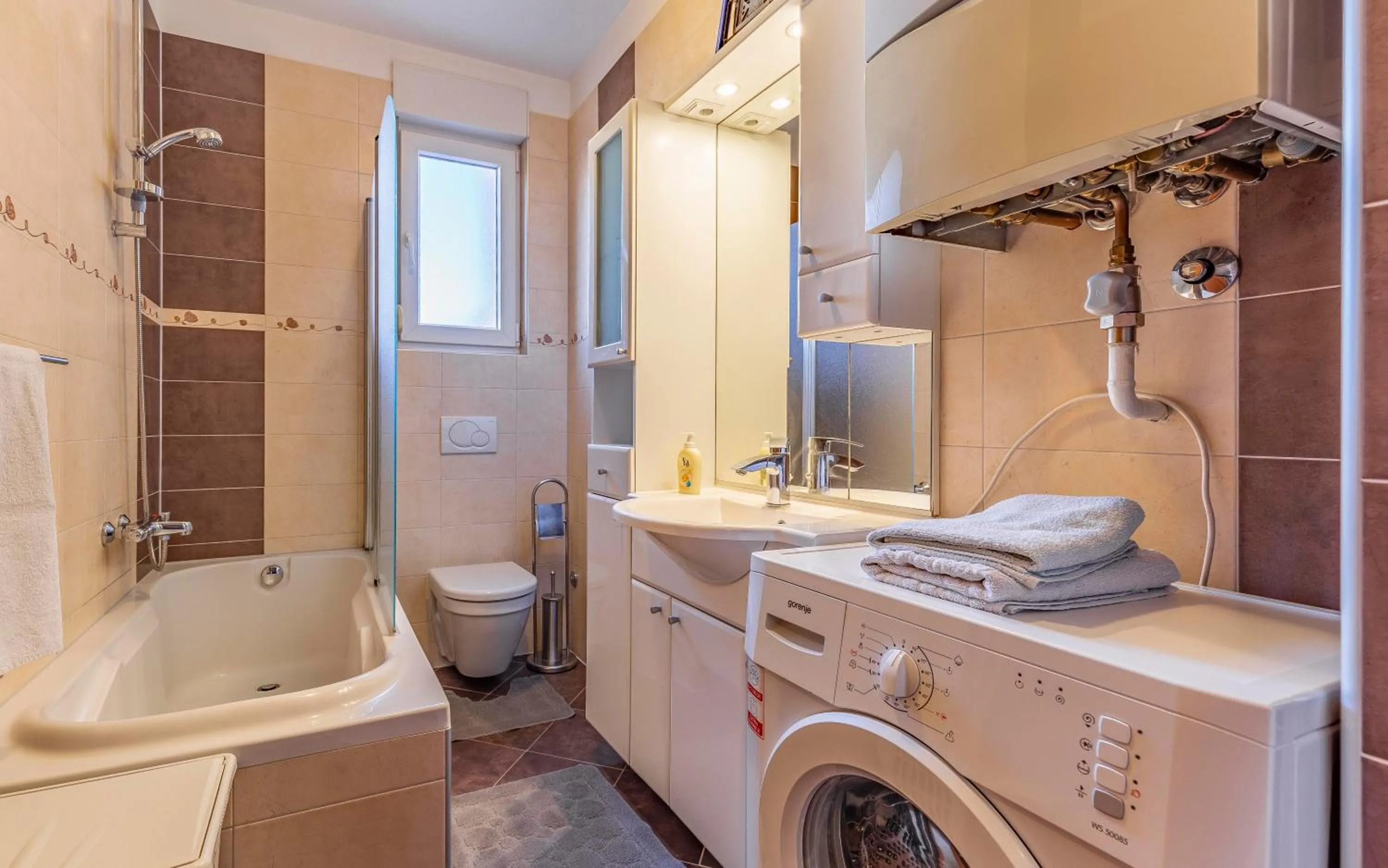 Toilet in Istriensonne - Apartments Veruda mit Grillterrasse