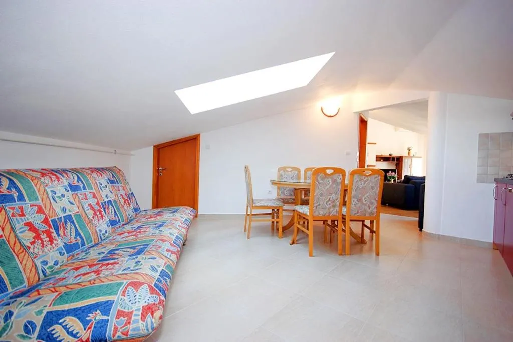 Seating area in Istriensonne - Apartments Veruda mit Grillterrasse