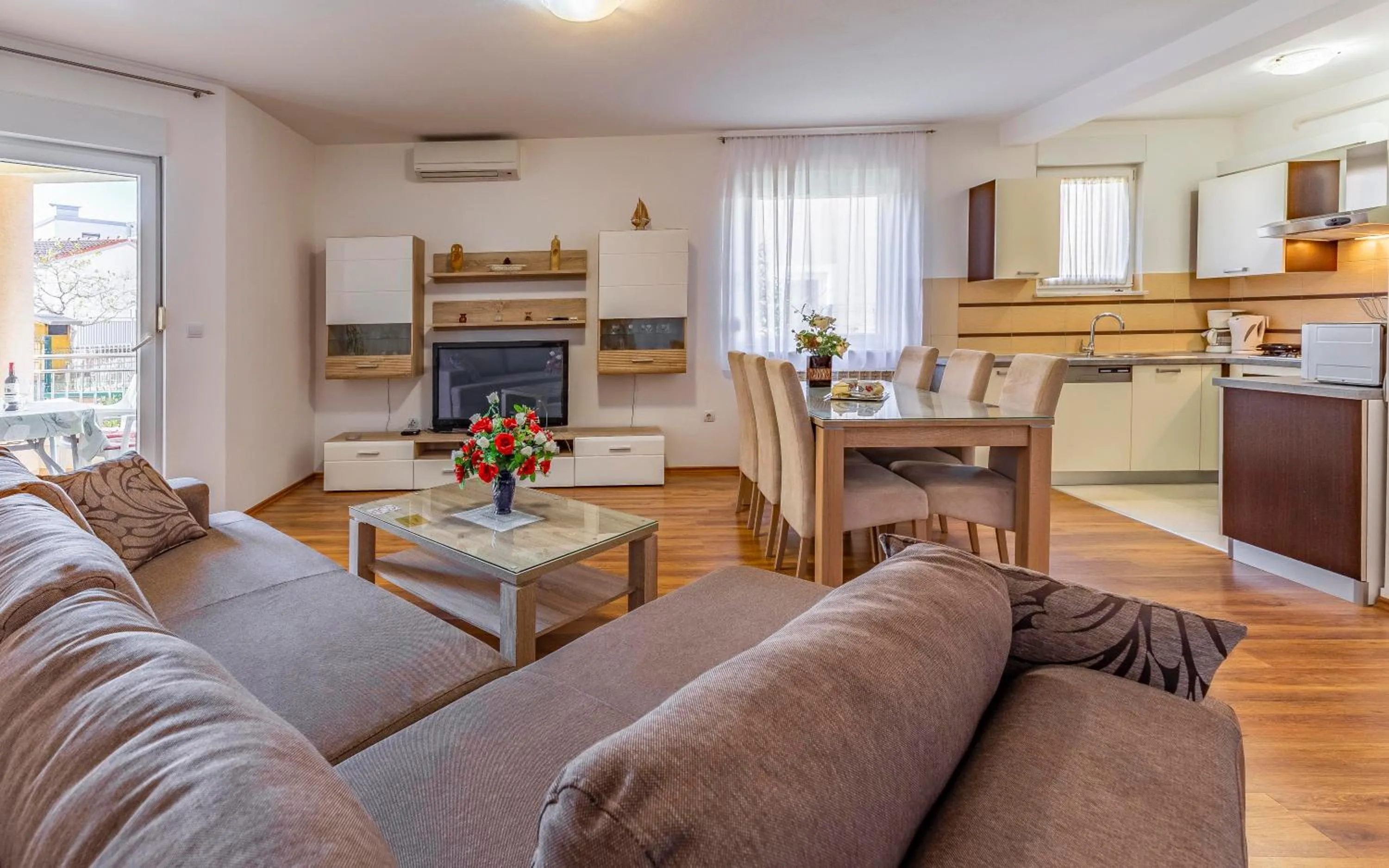 TV and multimedia in Istriensonne - Apartments Veruda mit Grillterrasse