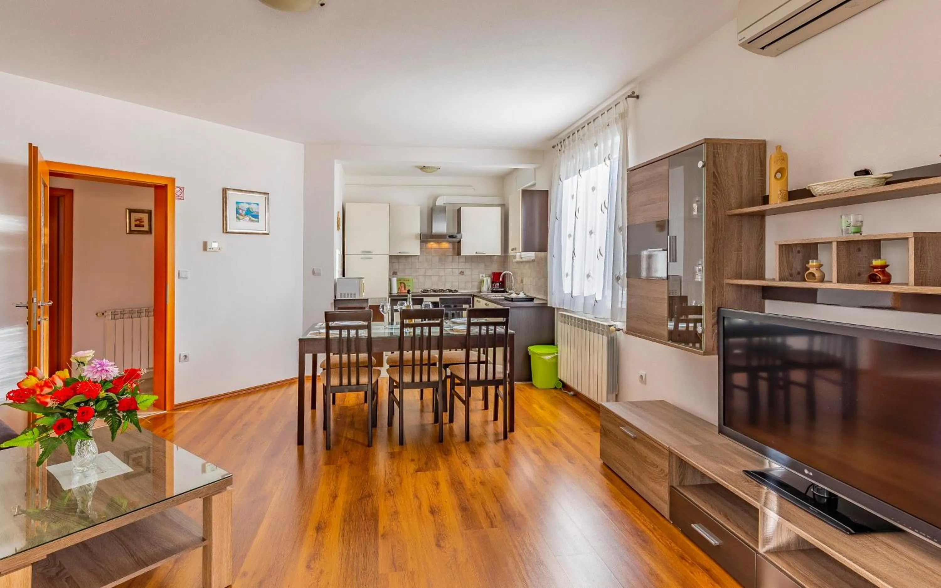 TV and multimedia in Istriensonne - Apartments Veruda mit Grillterrasse