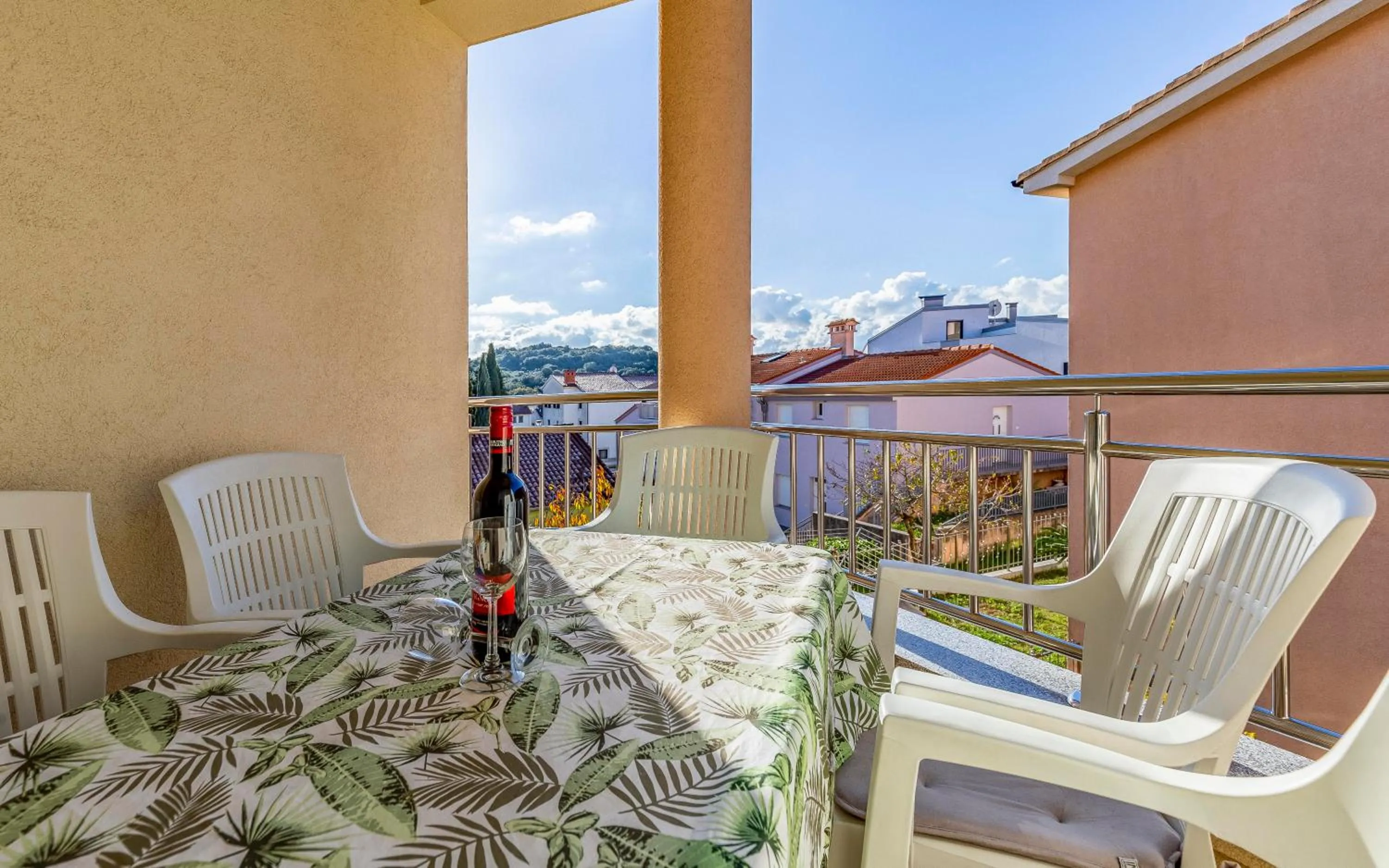 Balcony/Terrace in Istriensonne - Apartments Veruda mit Grillterrasse