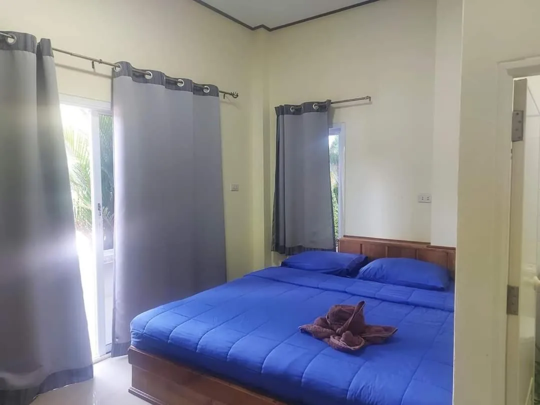 Bed in Lung Pod 9 resort